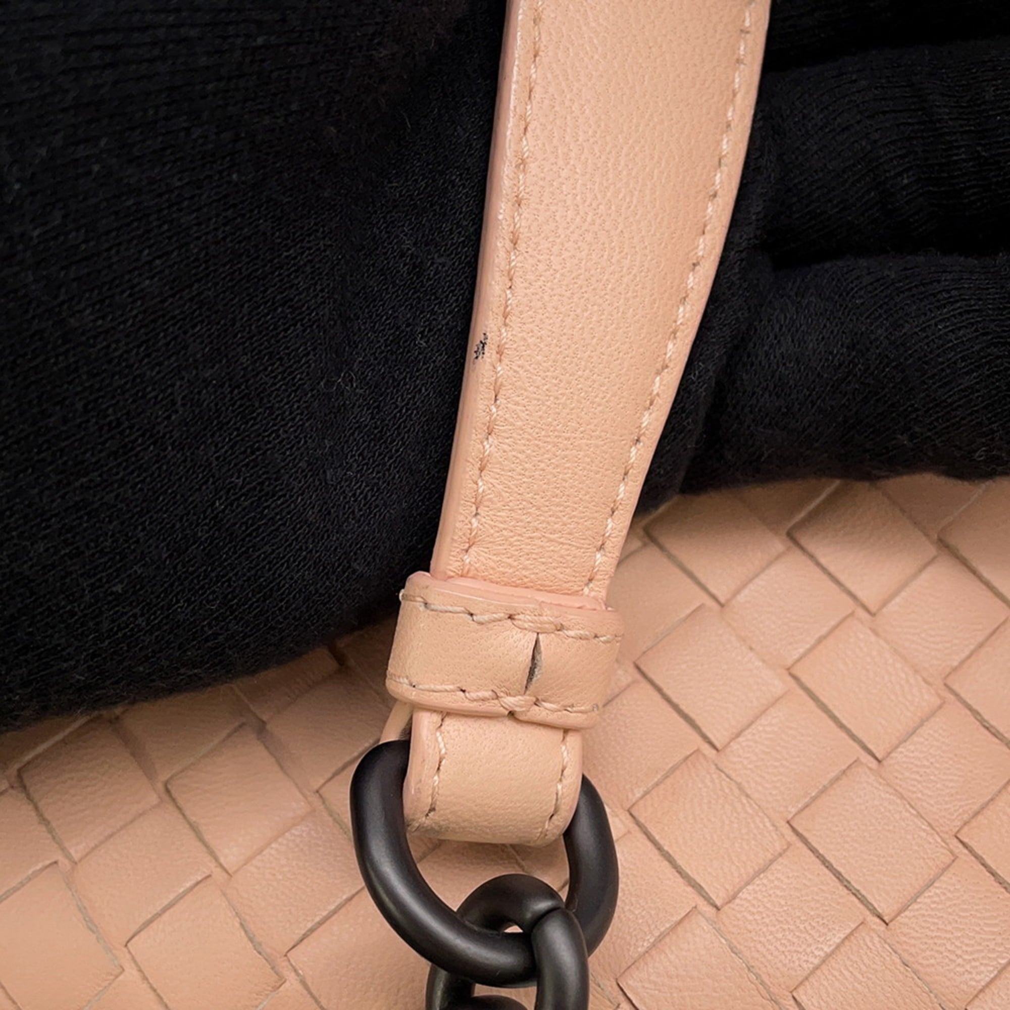 Bottega Veneta Intrecciato Pink Intrecciato Handbag (Pre-Owned)