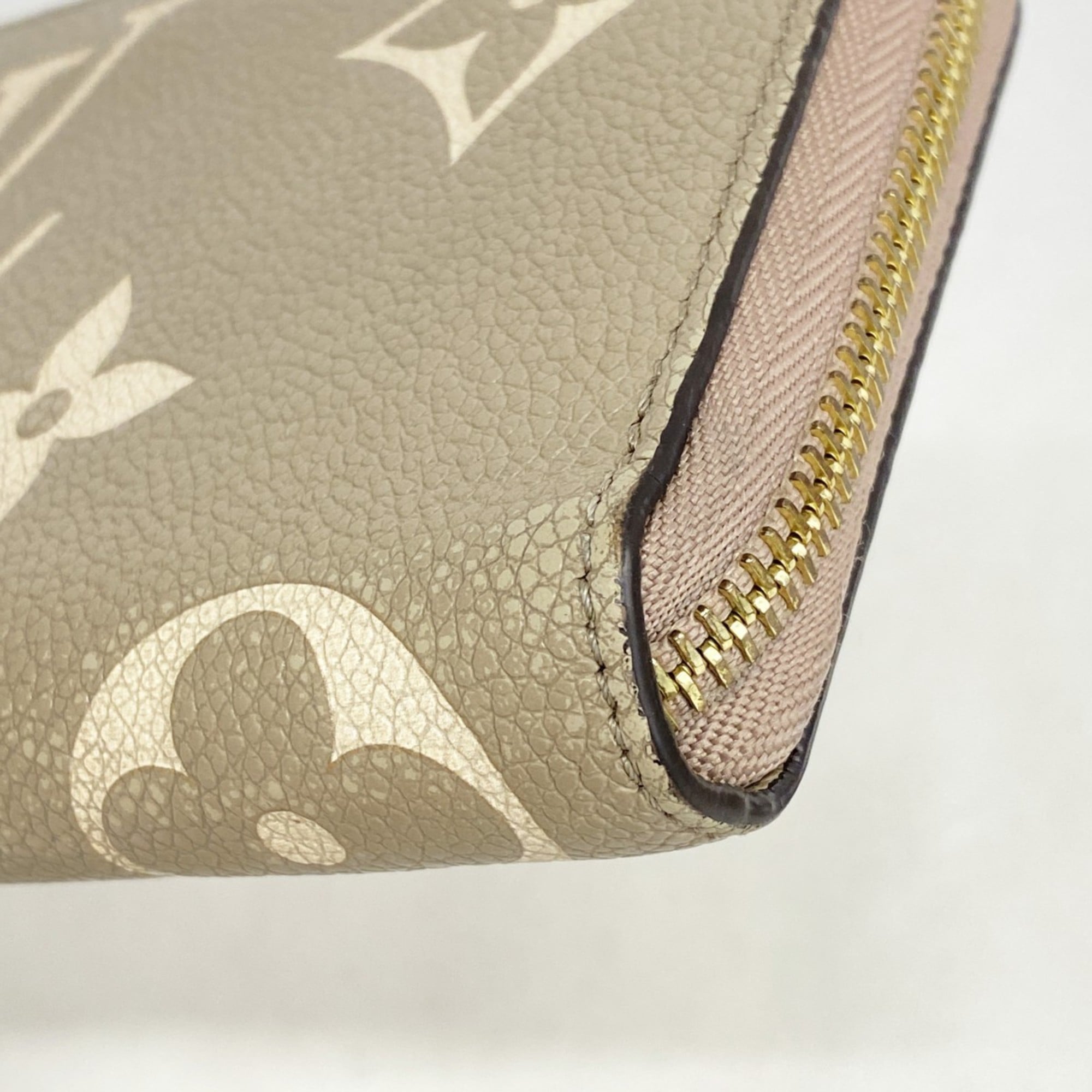 Louis Vuitton Cream Tourterelle Long Wallet (Bi-Fold) (Pre-Owned)