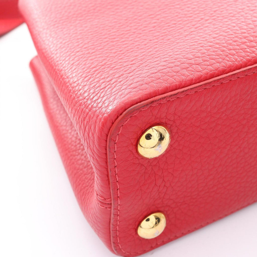 Louis Vuitton Red Color Sacrlet Leather Handbag (Pre-Owned)