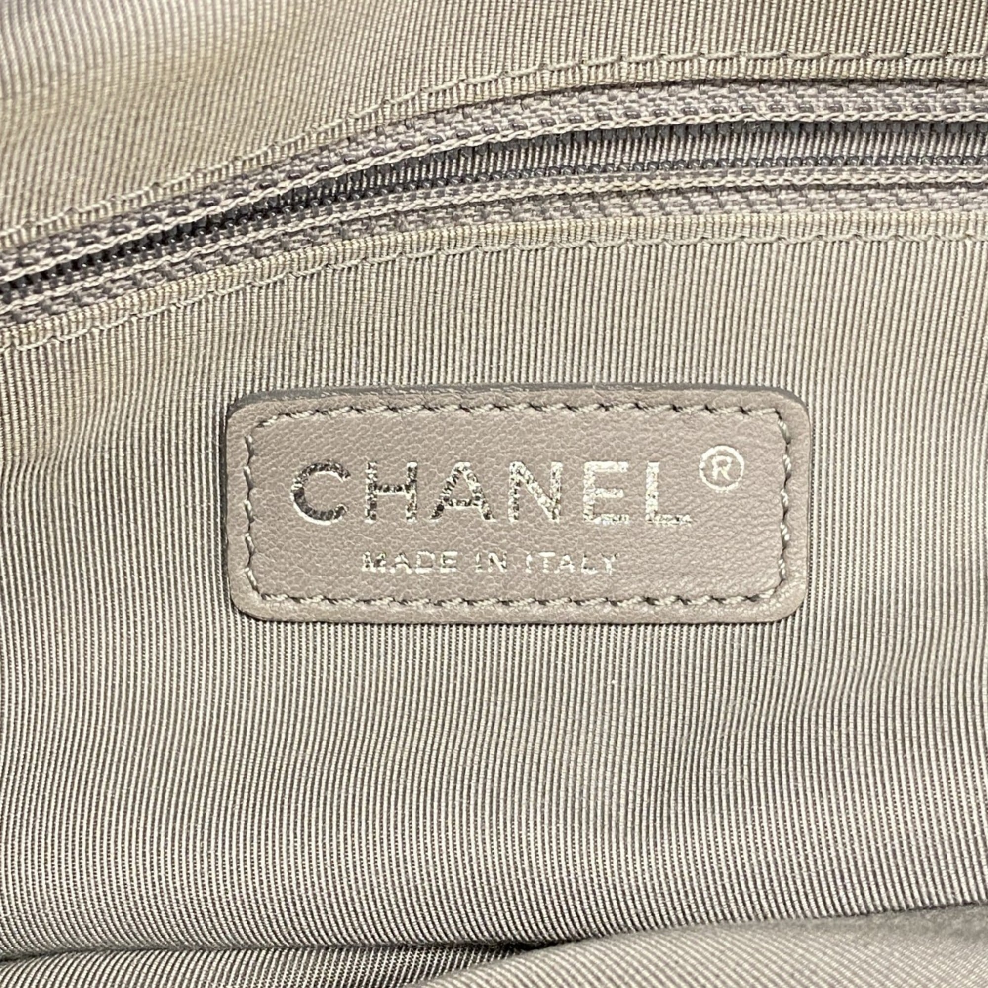 Chanel Blue Nylon Shoulder Bag (Pre-Owned)