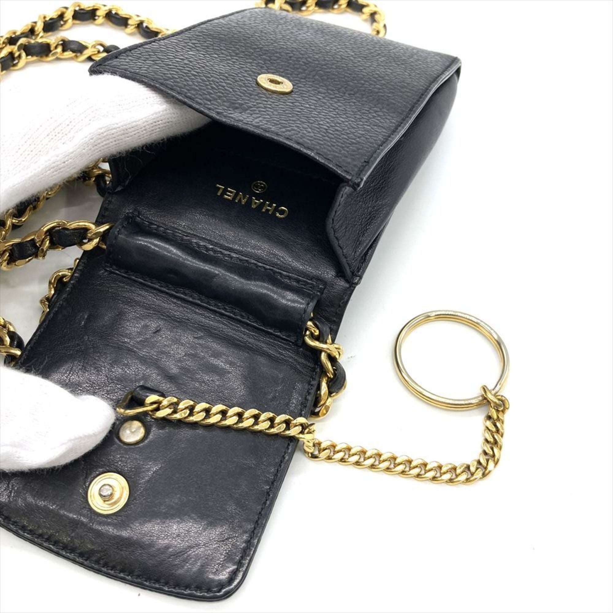 Chanel Black Grained Calfskin Shoulder Bag (Pre-Owned)