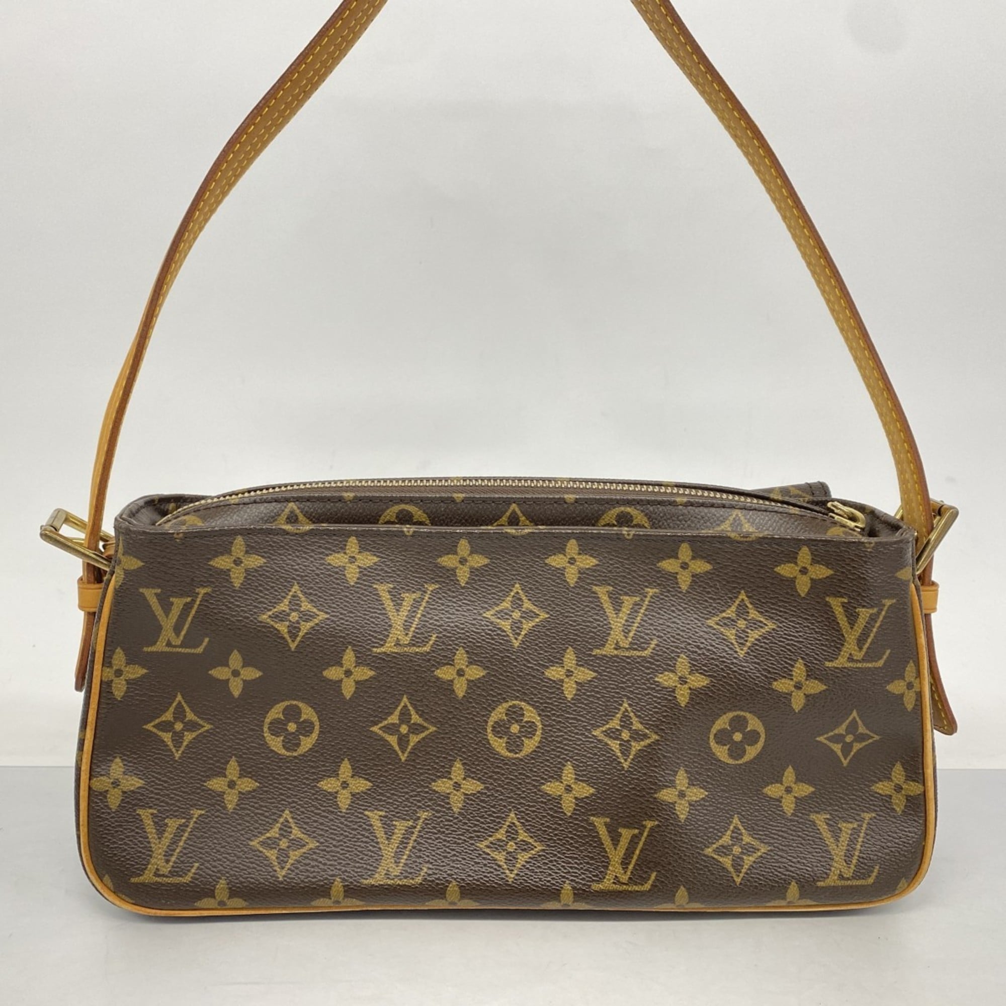 Louis Vuitton Brown Shoulder Bag (Pre-Owned)