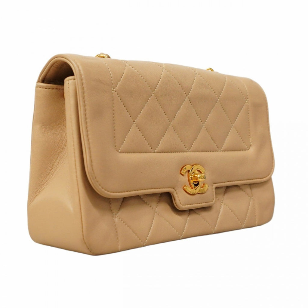 Chanel Beige Leather Shoulder Bag (Pre-Owned)