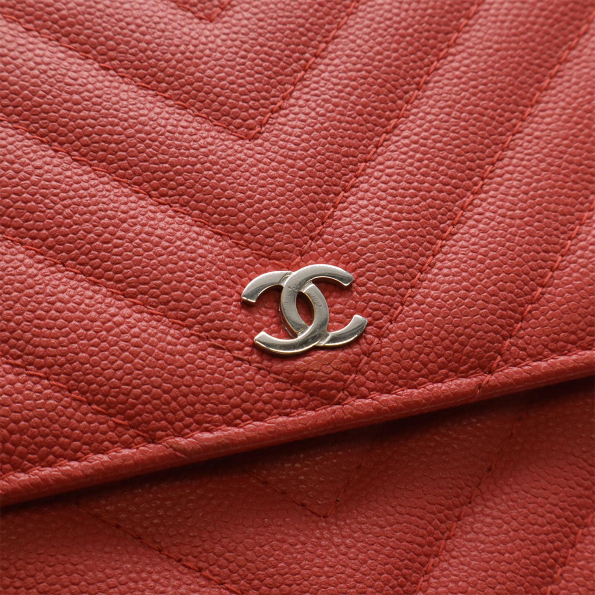 Chanel Pink Red Color Grained Calfskin Pochette Shoulder Bag (Pre-Owned)
