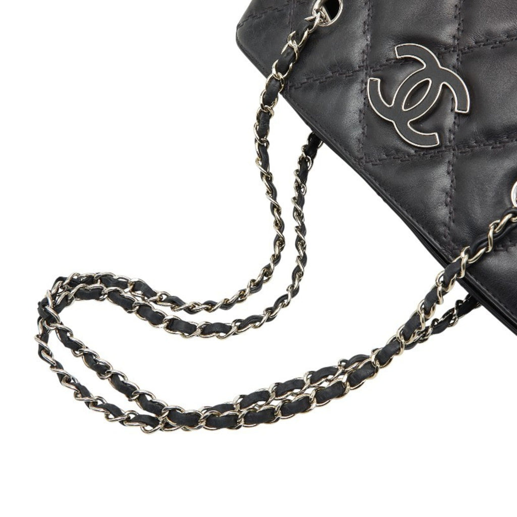 Chanel Black Leather Tote Bag (Pre-Owned)