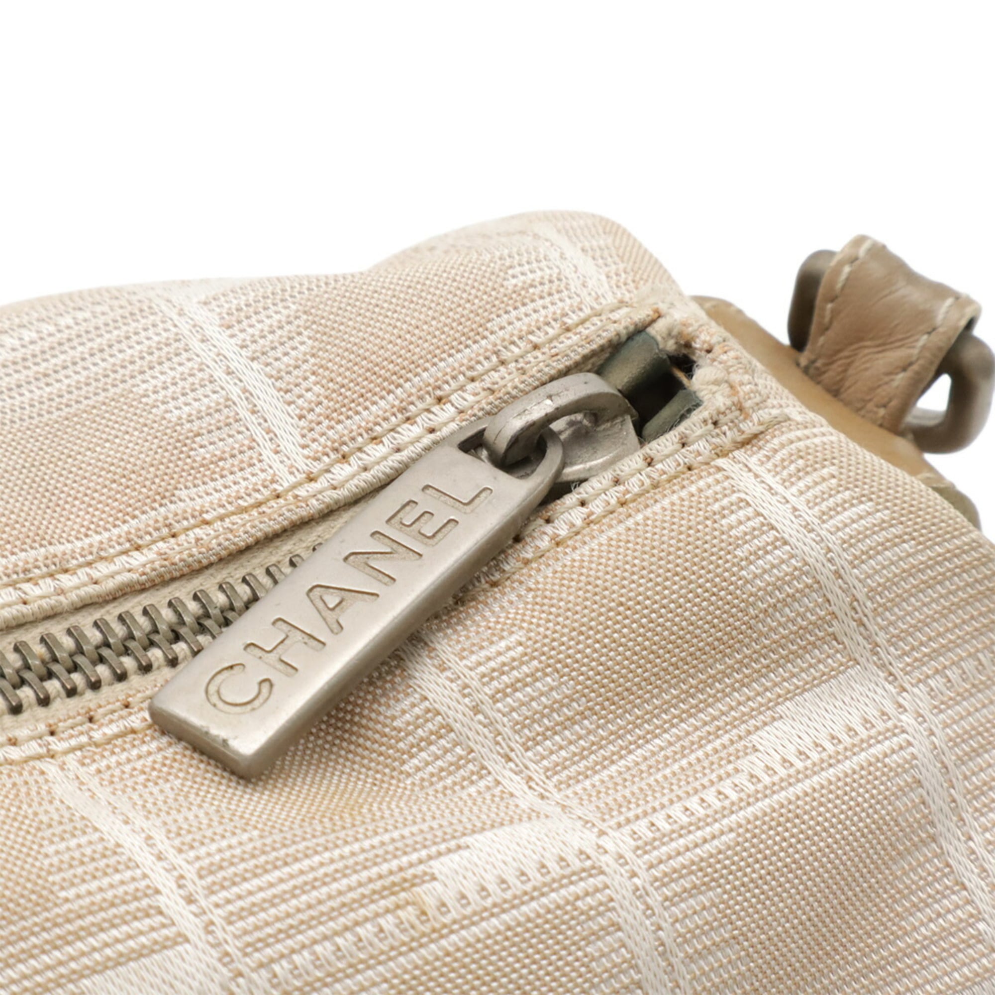 Chanel New Travel Line Beige Jacquard Shoulder Bag (Pre-Owned)