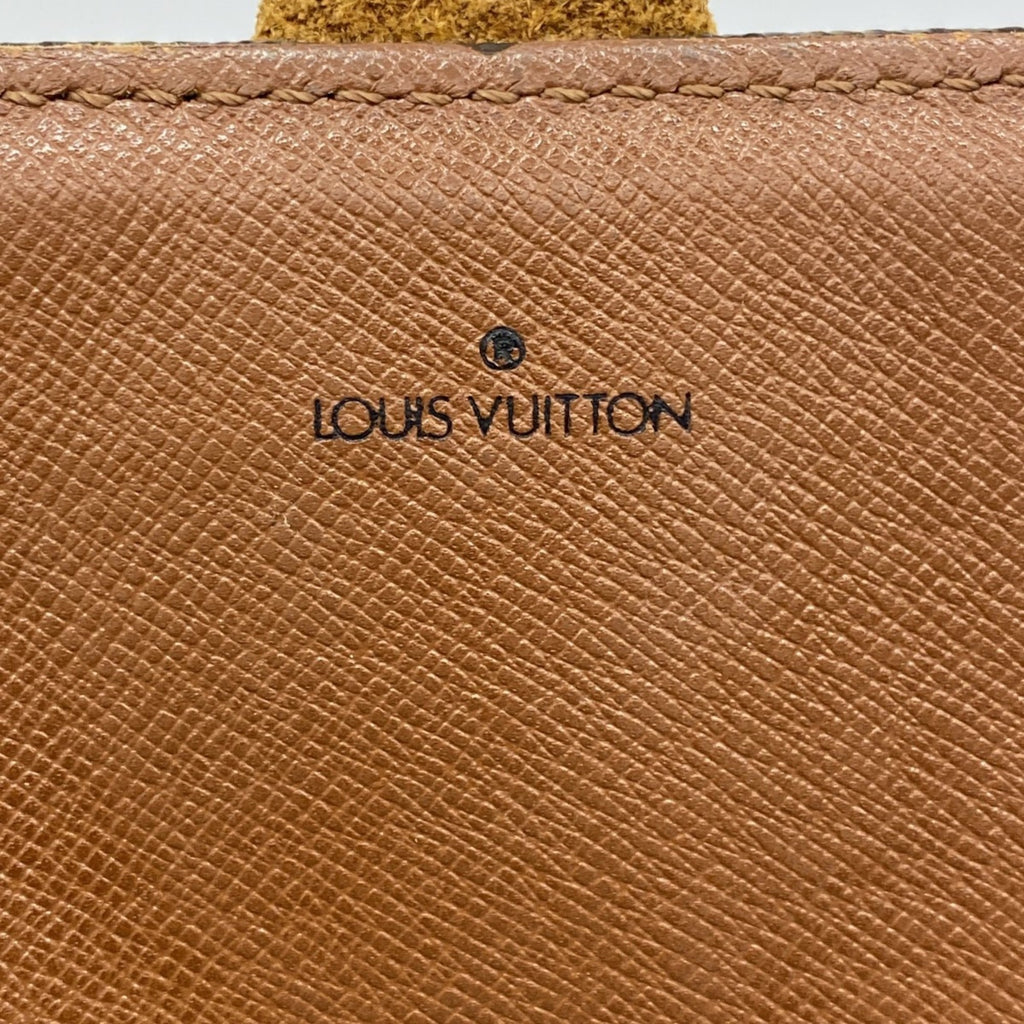 Louis Vuitton Brown Shoulder Bag (Pre-Owned)