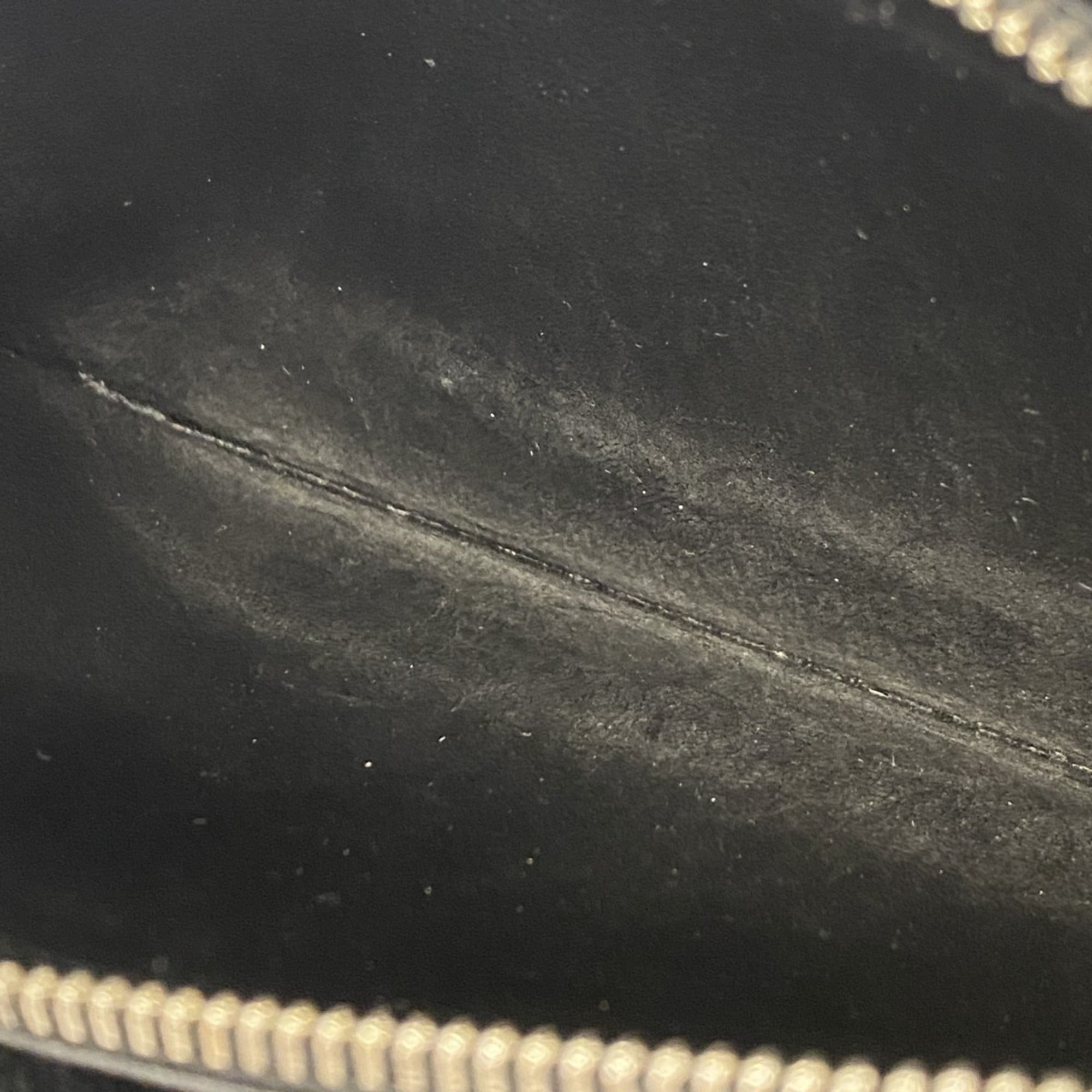 Louis Vuitton Black Long Wallet (Bi-Fold) (Pre-Owned)