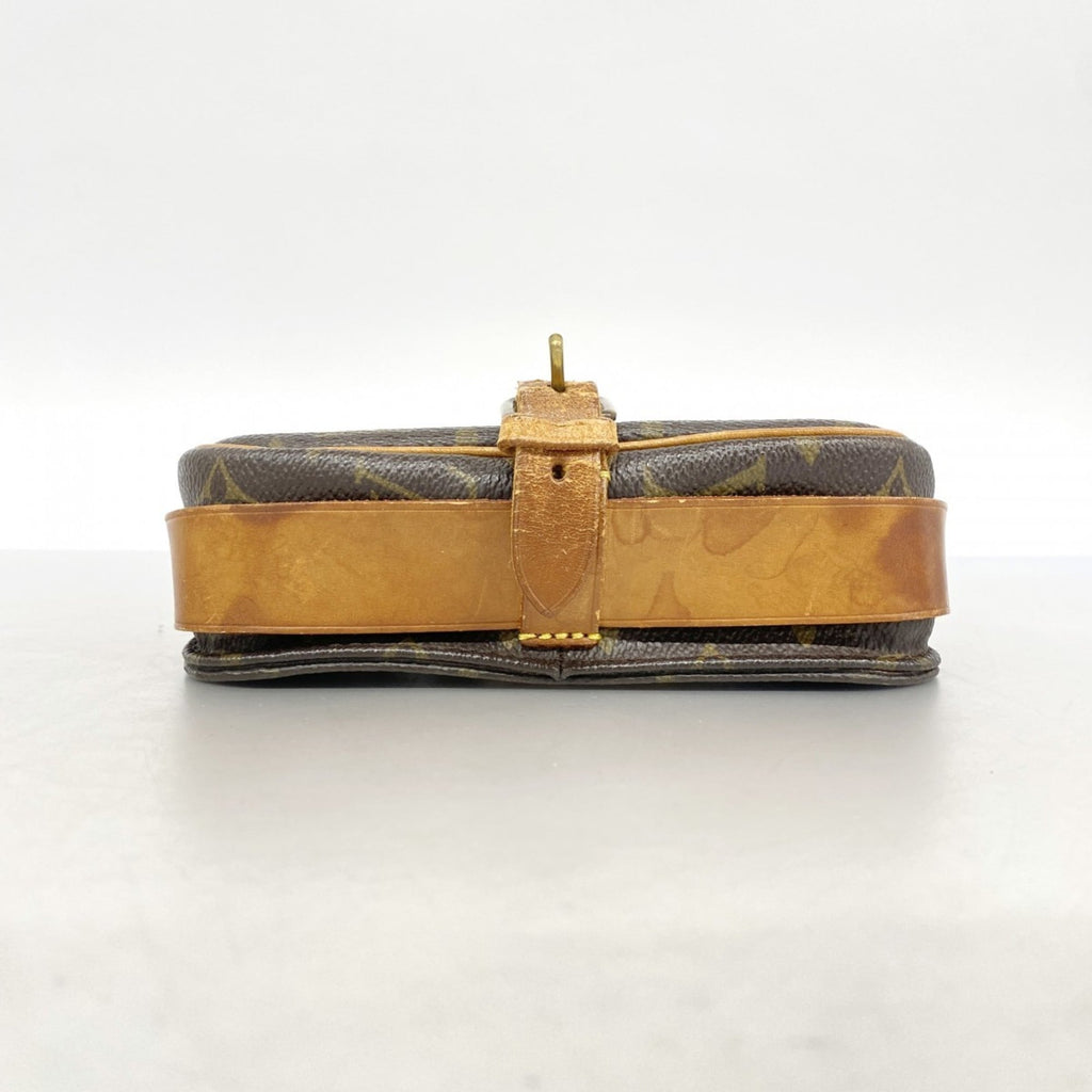 Louis Vuitton Brown Shoulder Bag (Pre-Owned)