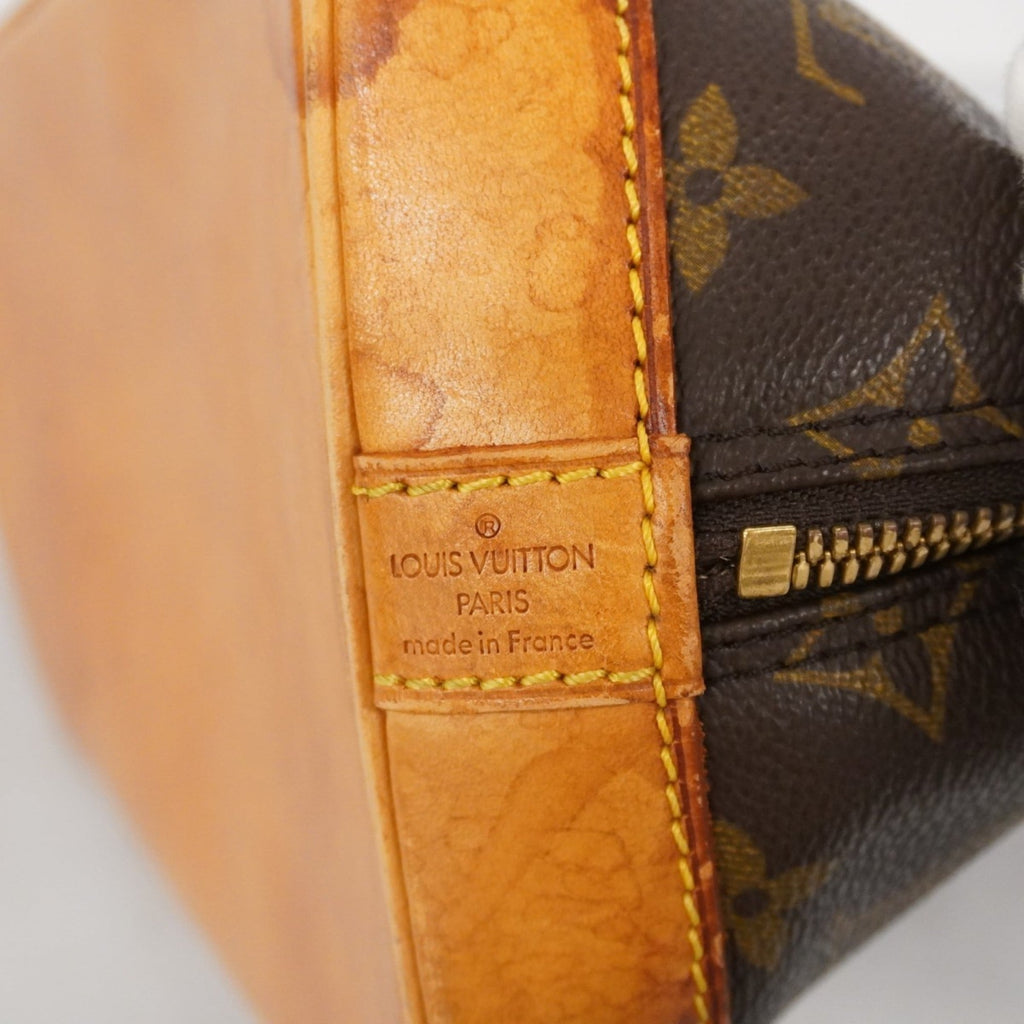 Louis Vuitton Brown Handbag (Pre-Owned)