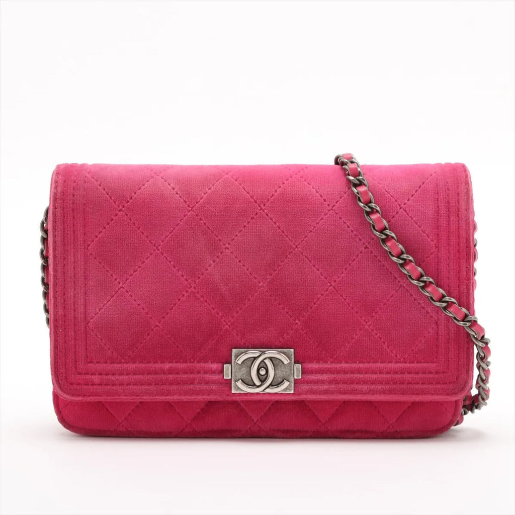 Chanel Pink Shoulder Bag (Pre-Owned)