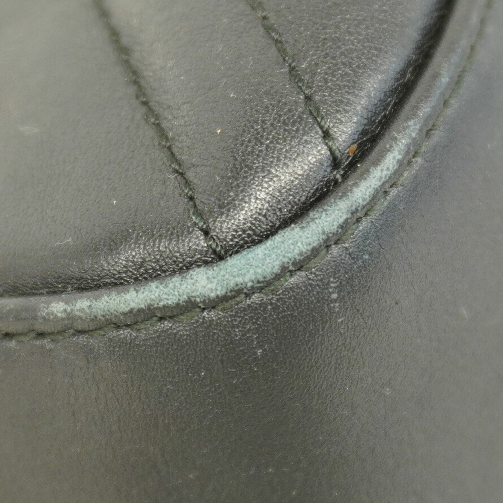 Gucci Black Leather Shoulder Bag (Pre-Owned)