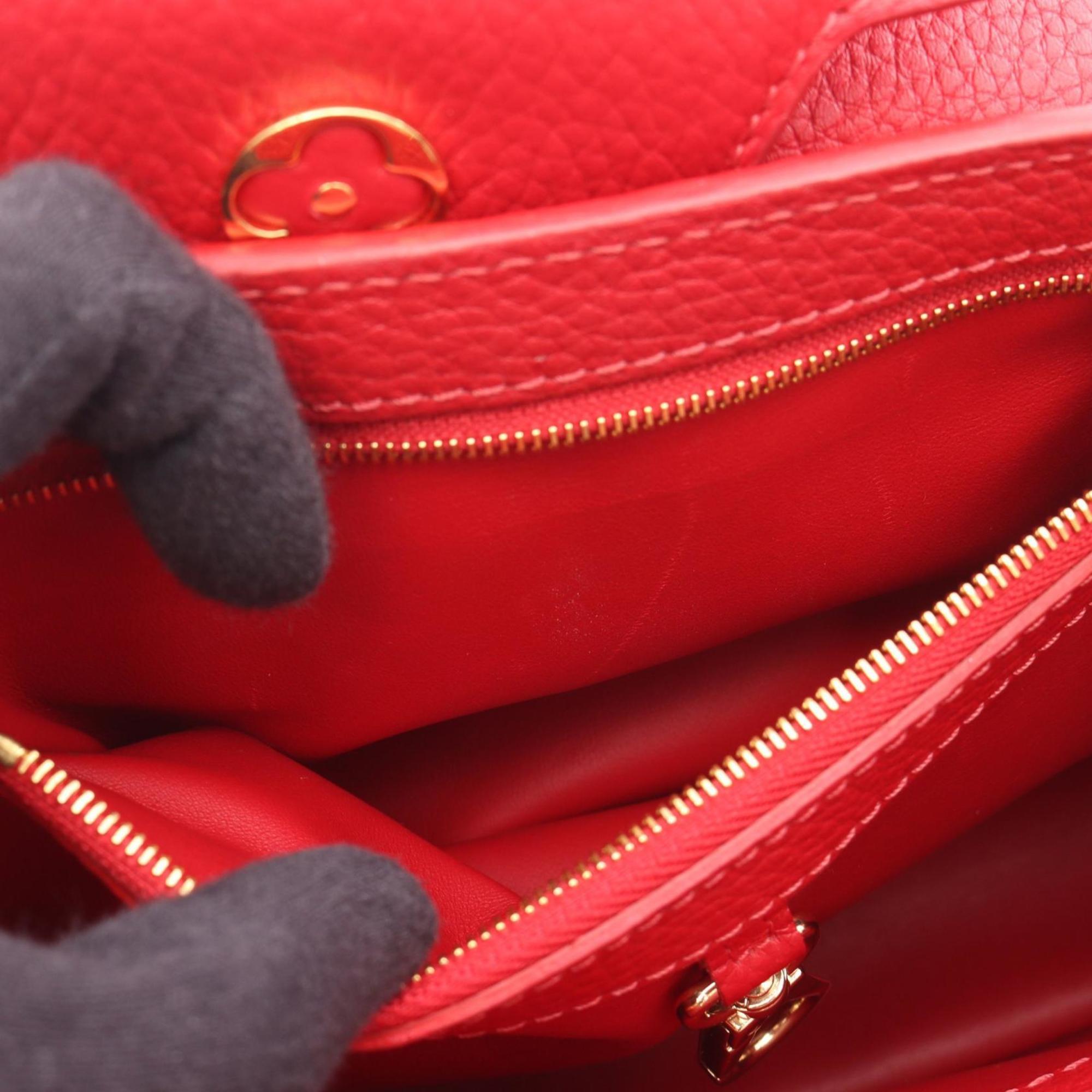 Louis Vuitton Red Color Sacrlet Leather Handbag (Pre-Owned)