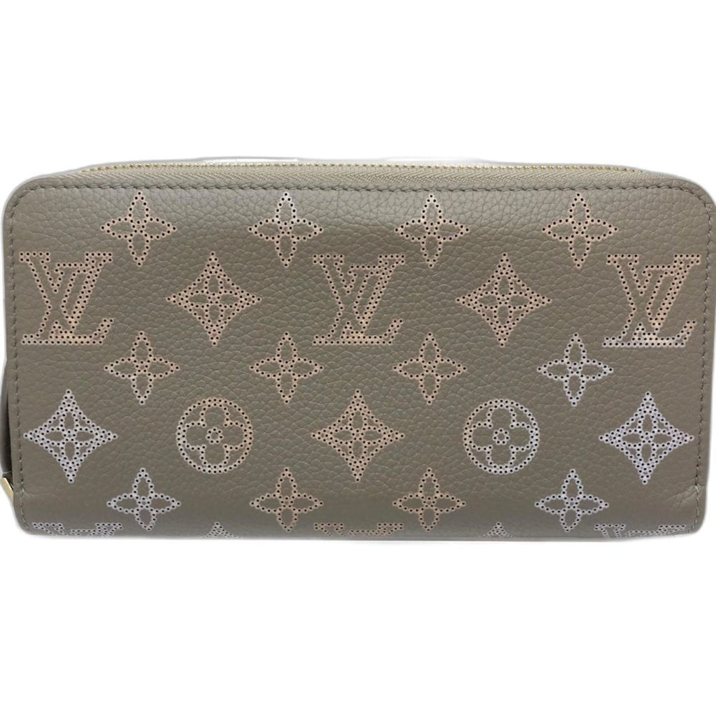 Louis Vuitton Monogram Gray Mahina Leather Long Wallet (Bi-Fold) (Pre-Owned)