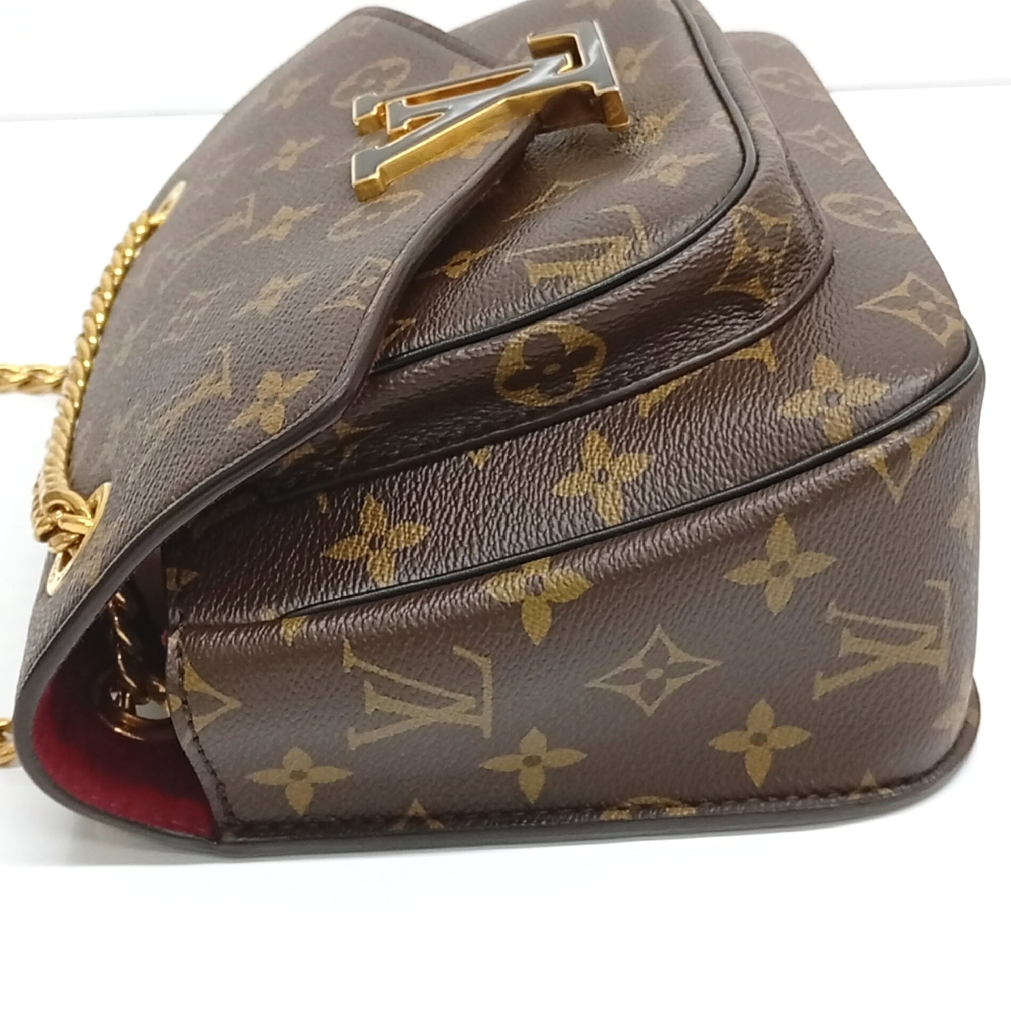 Louis Vuitton Brown Monogram Shoulder Bag (Pre-Owned)