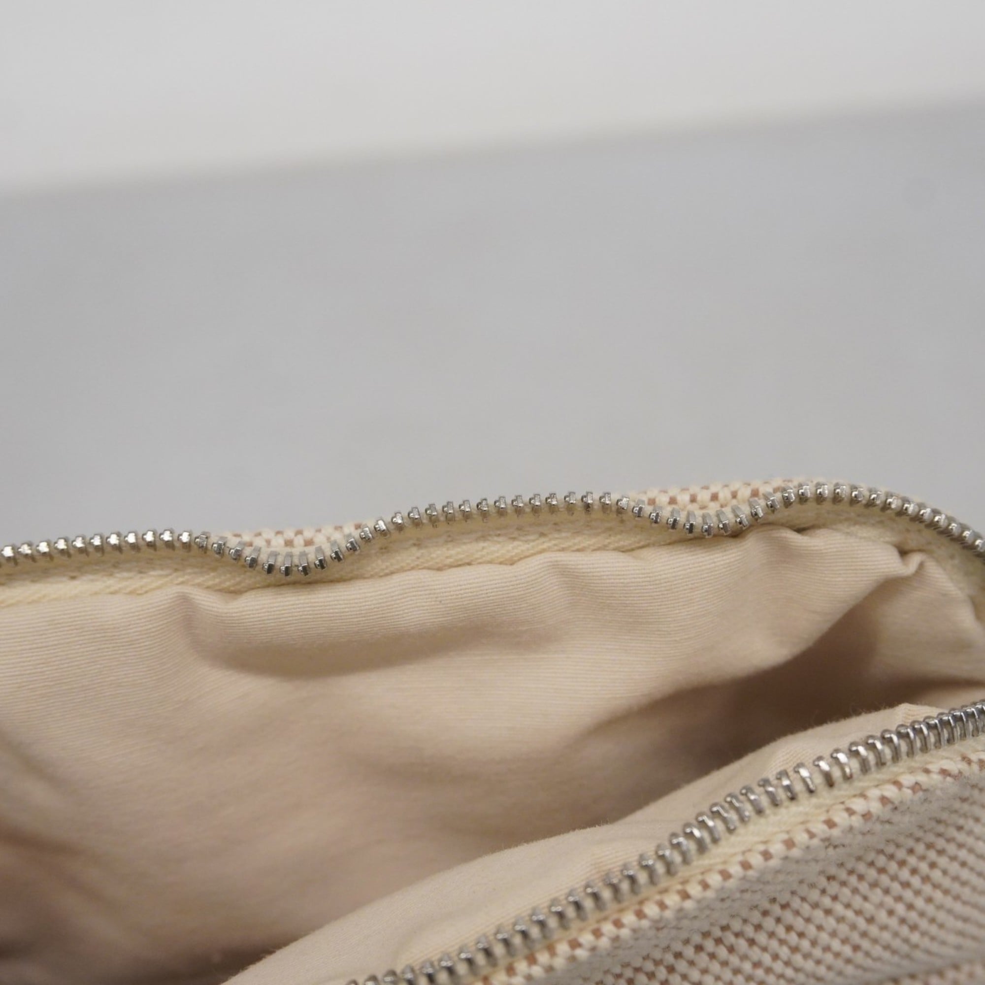 Hermes Ivory Toile H Pouch (Pre-Owned)