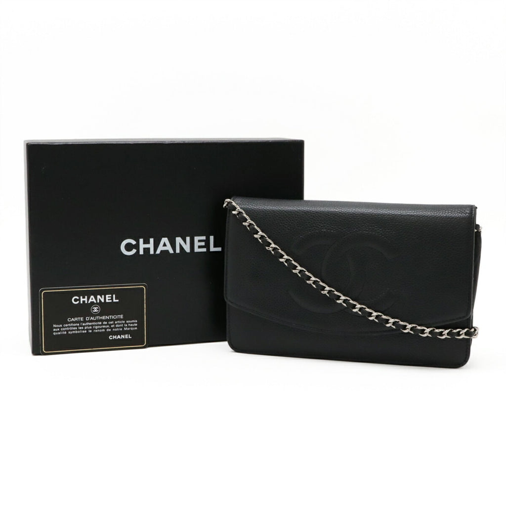 Chanel Black Grained Calfskin Pochette Shoulder Bag (Pre-Owned)