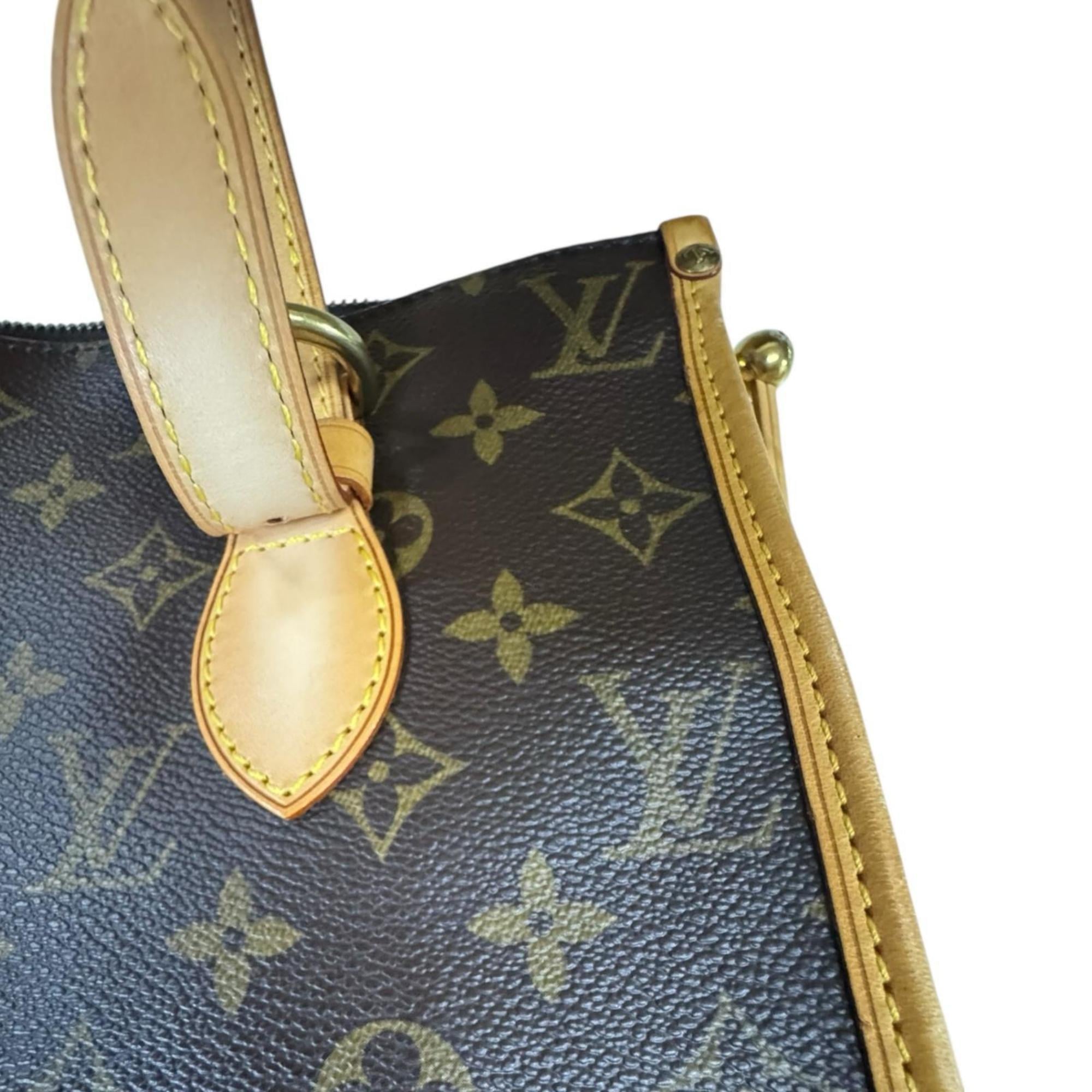 Louis Vuitton Brown Monogram Canvas Shoulder Bag (Pre-Owned)