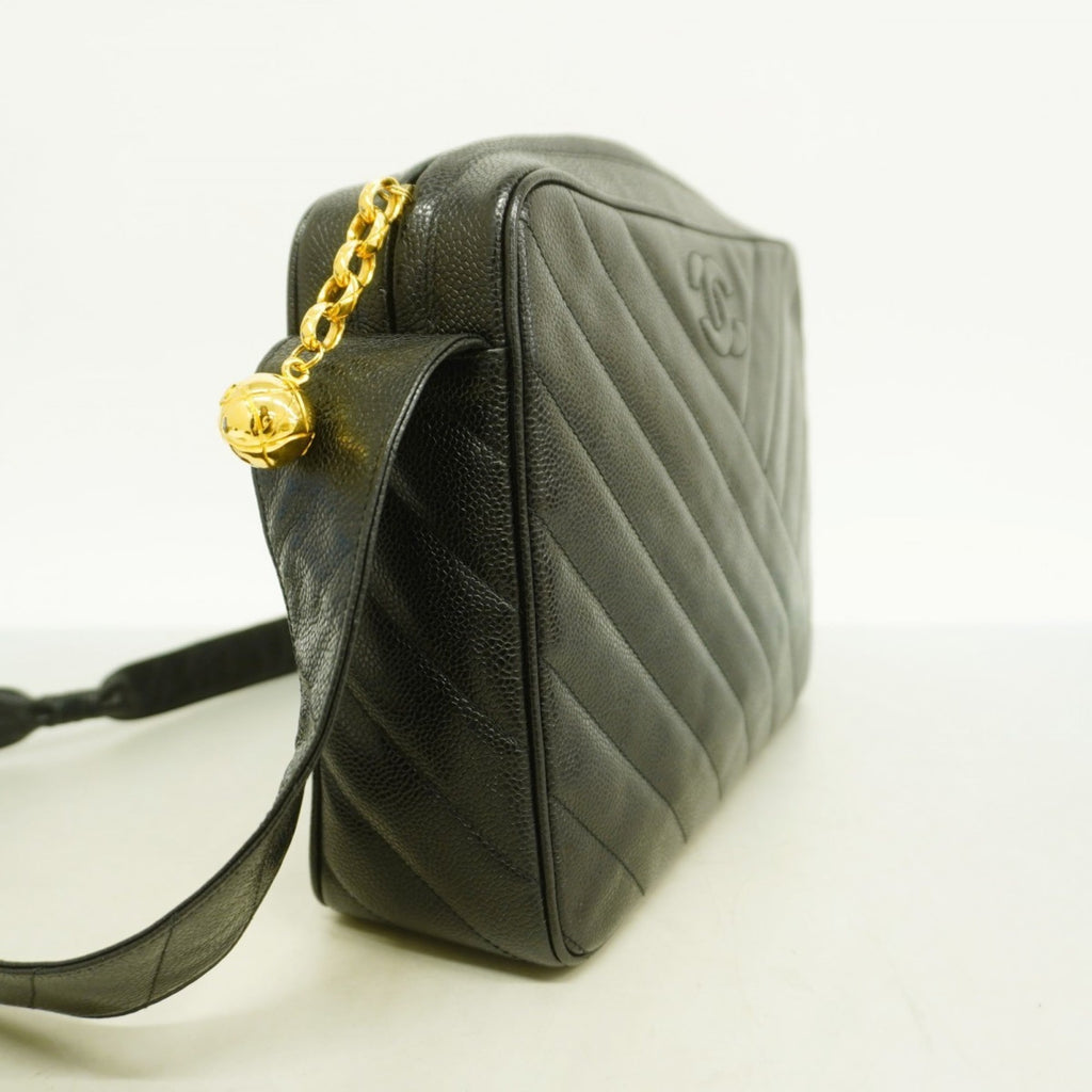 Chanel Black Grained Calfskin Shoulder Bag (Pre-Owned)