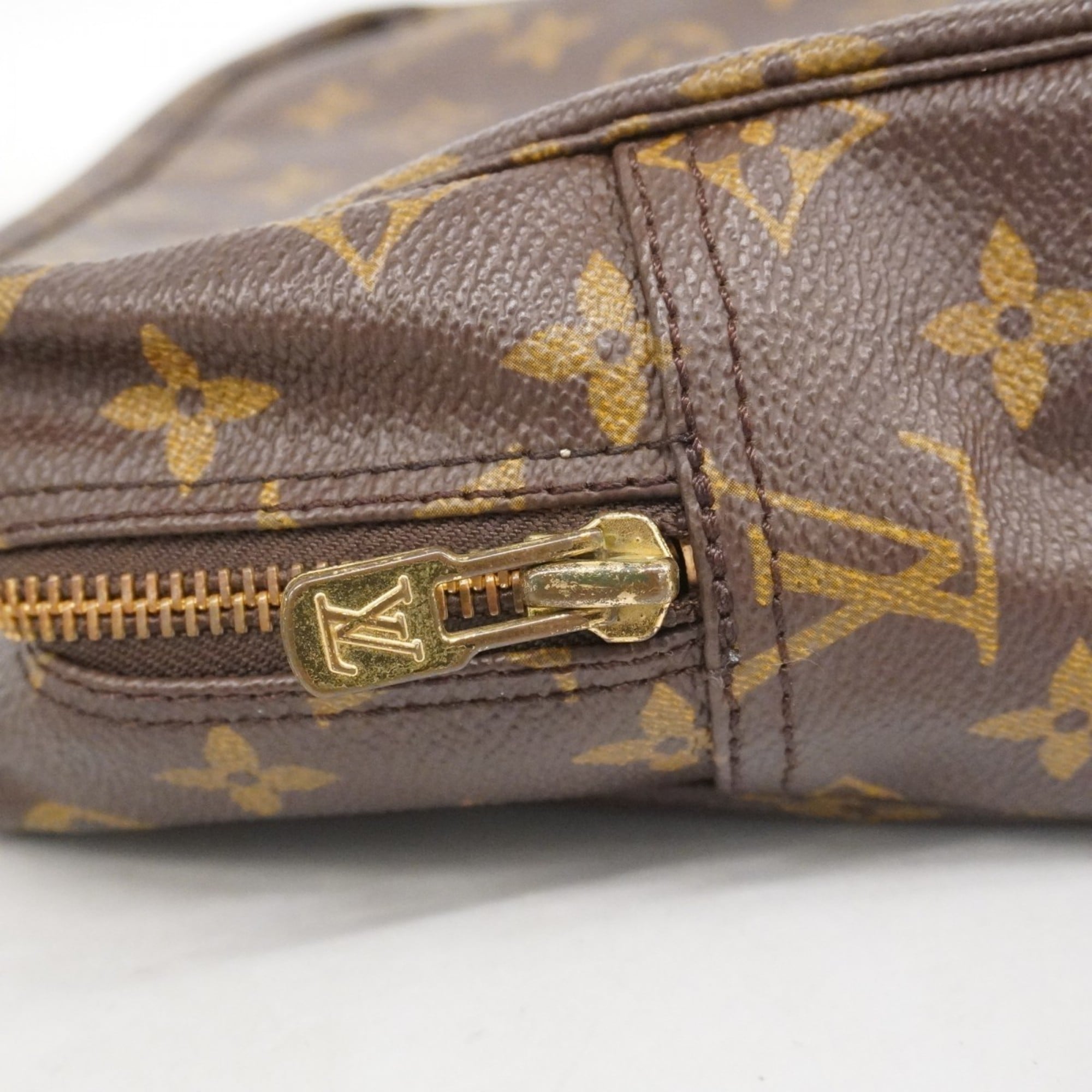 Louis Vuitton Brown Pouch (Pre-Owned)