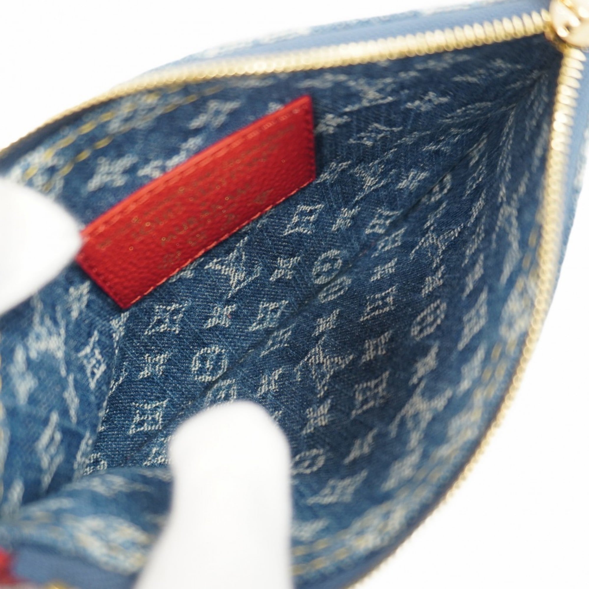 Louis Vuitton Blue Red Color Handbag (Pre-Owned)