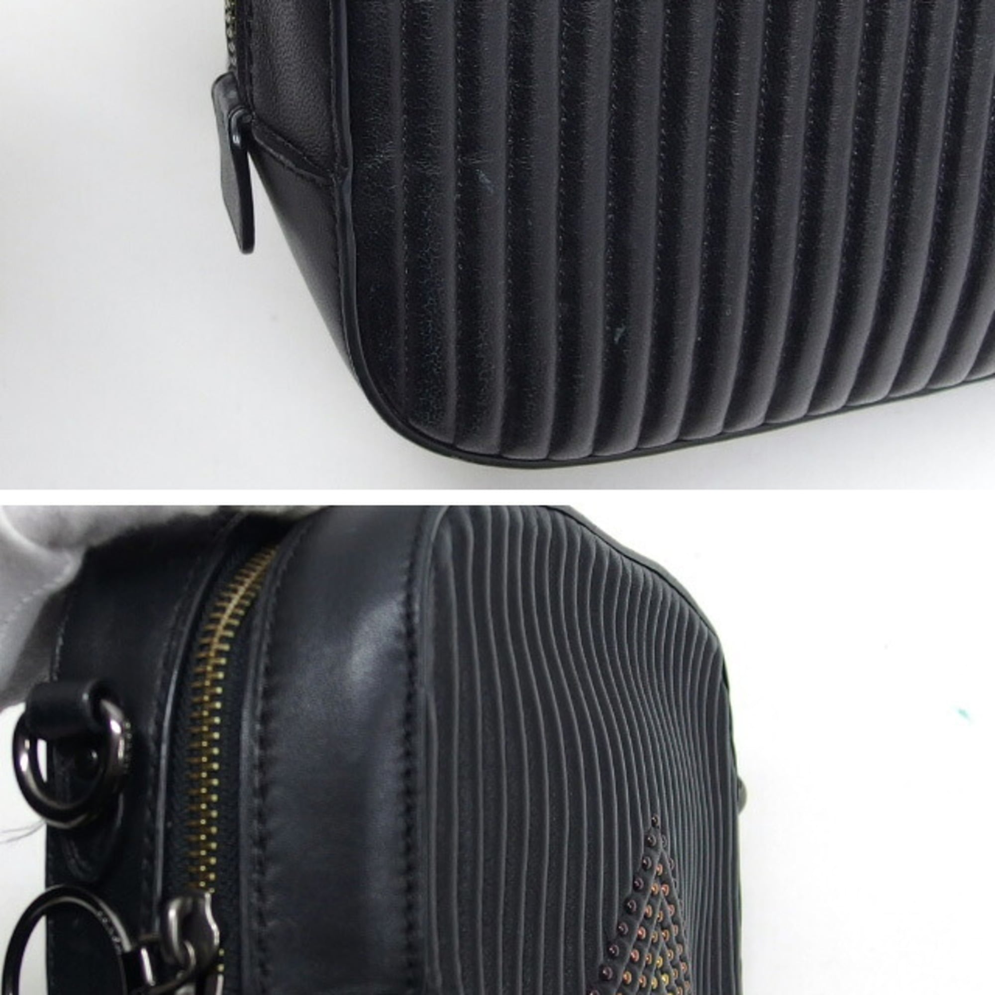 Coach Black Leather Clutch Bag Shoulder Bag (Pre-Owned)