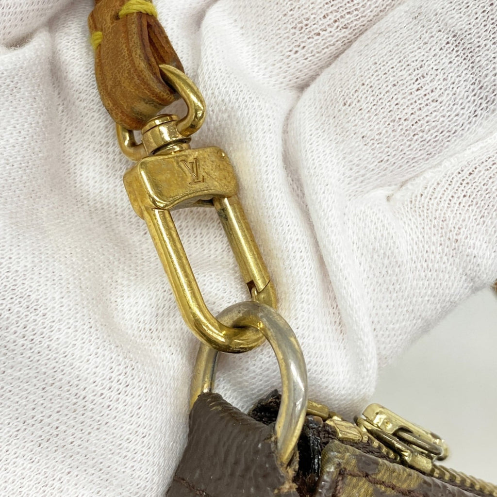 Louis Vuitton Brown Pouch (Pre-Owned)
