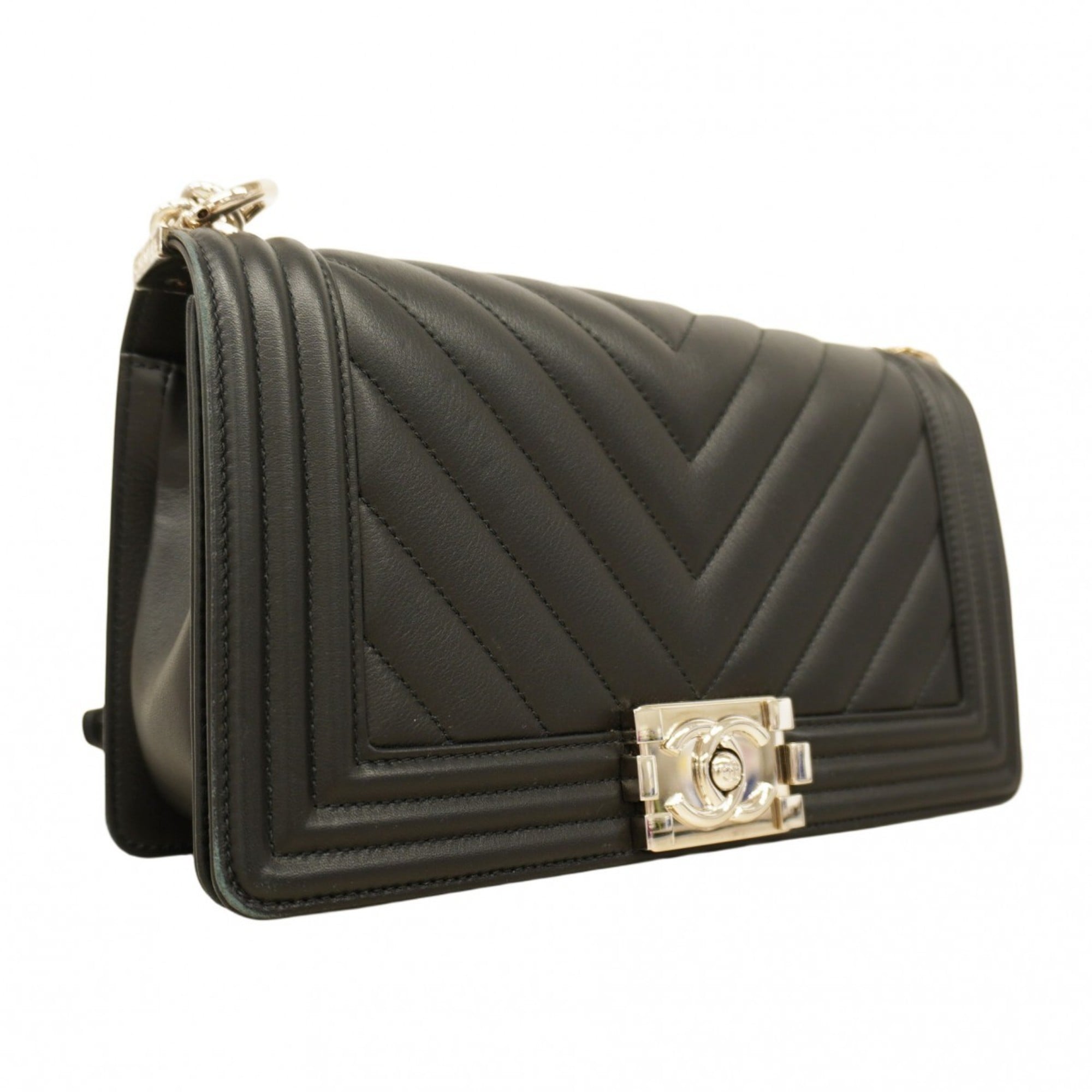 Chanel Black Leather Shoulder Bag (Pre-Owned)
