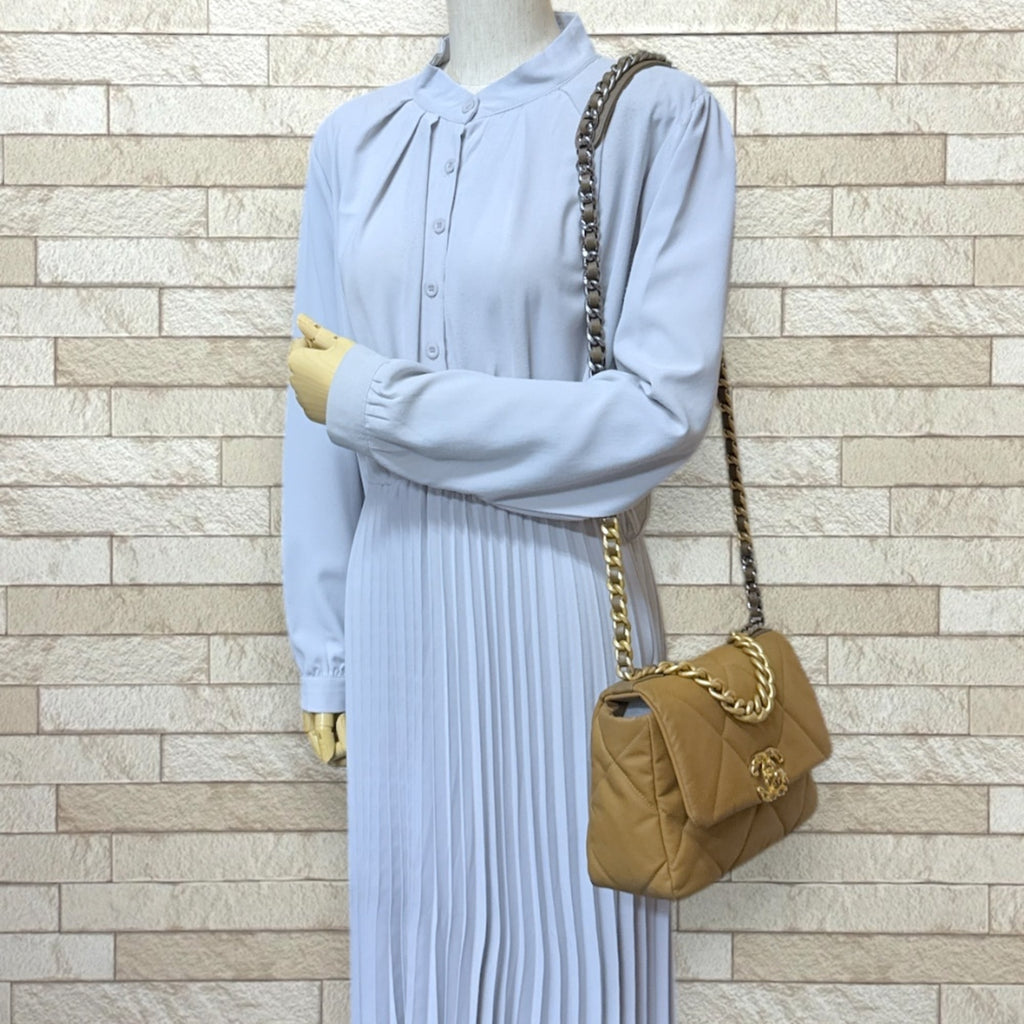 Chanel Brown Cotton Canvas Shoulder Bag (Pre-Owned)