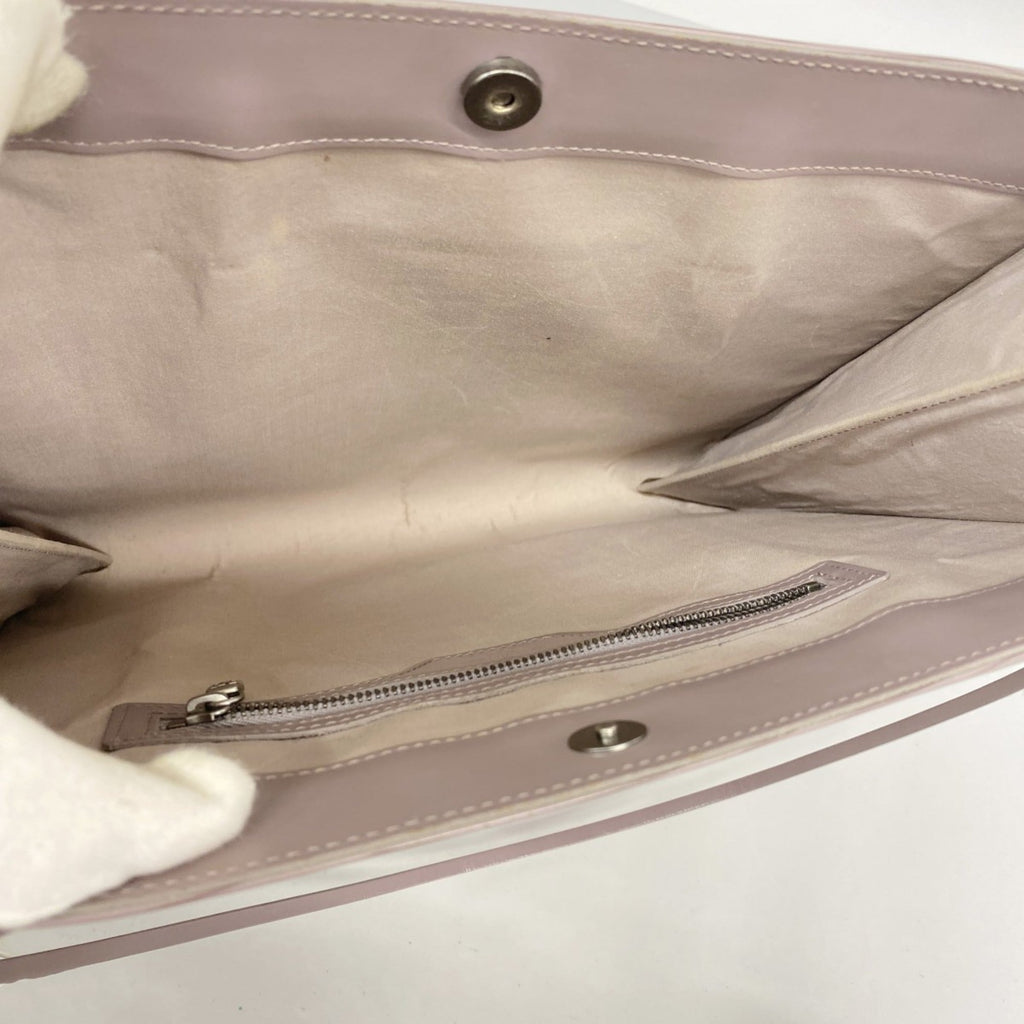 Louis Vuitton Lilac Shoulder Bag (Pre-Owned)