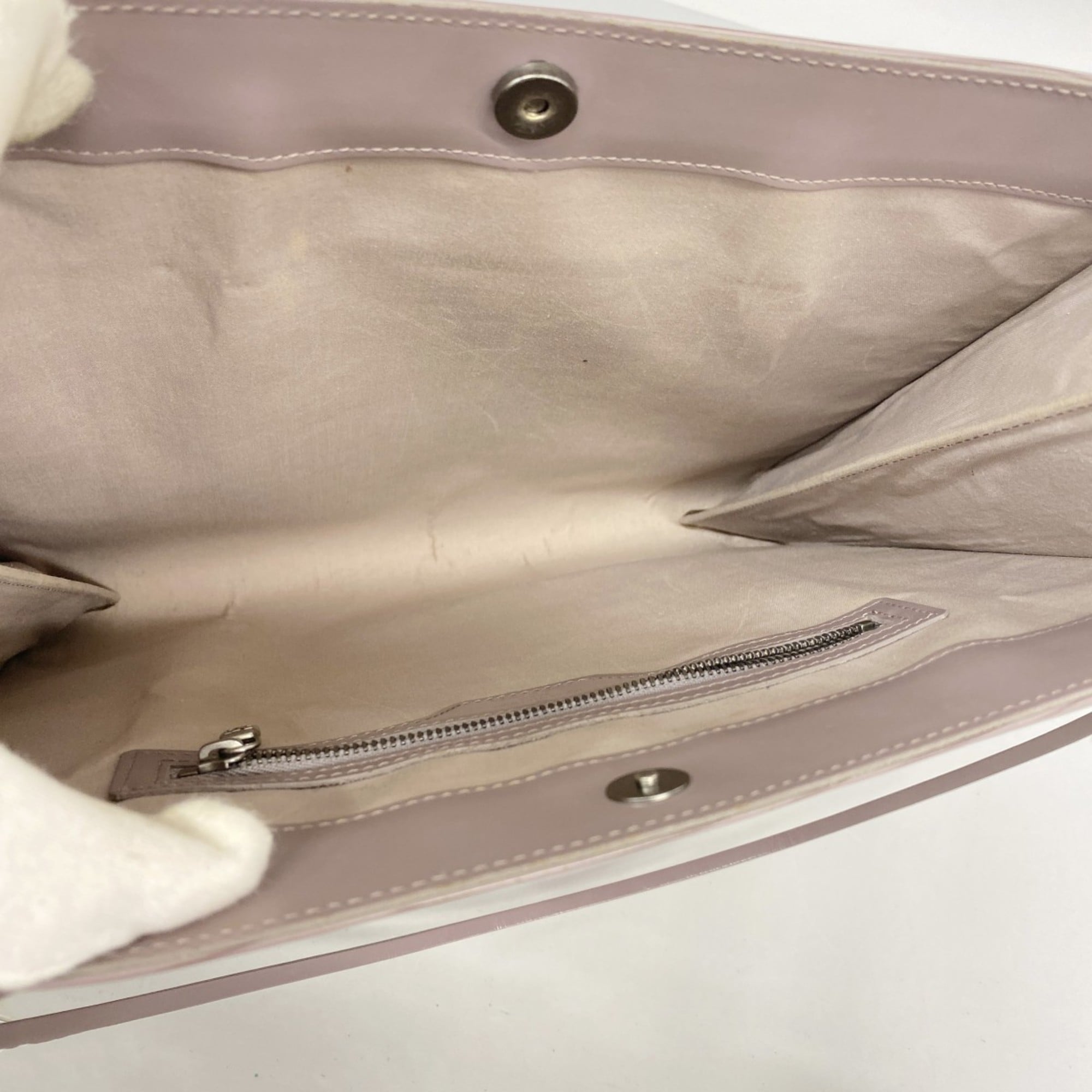 Louis Vuitton Lilac Shoulder Bag (Pre-Owned)