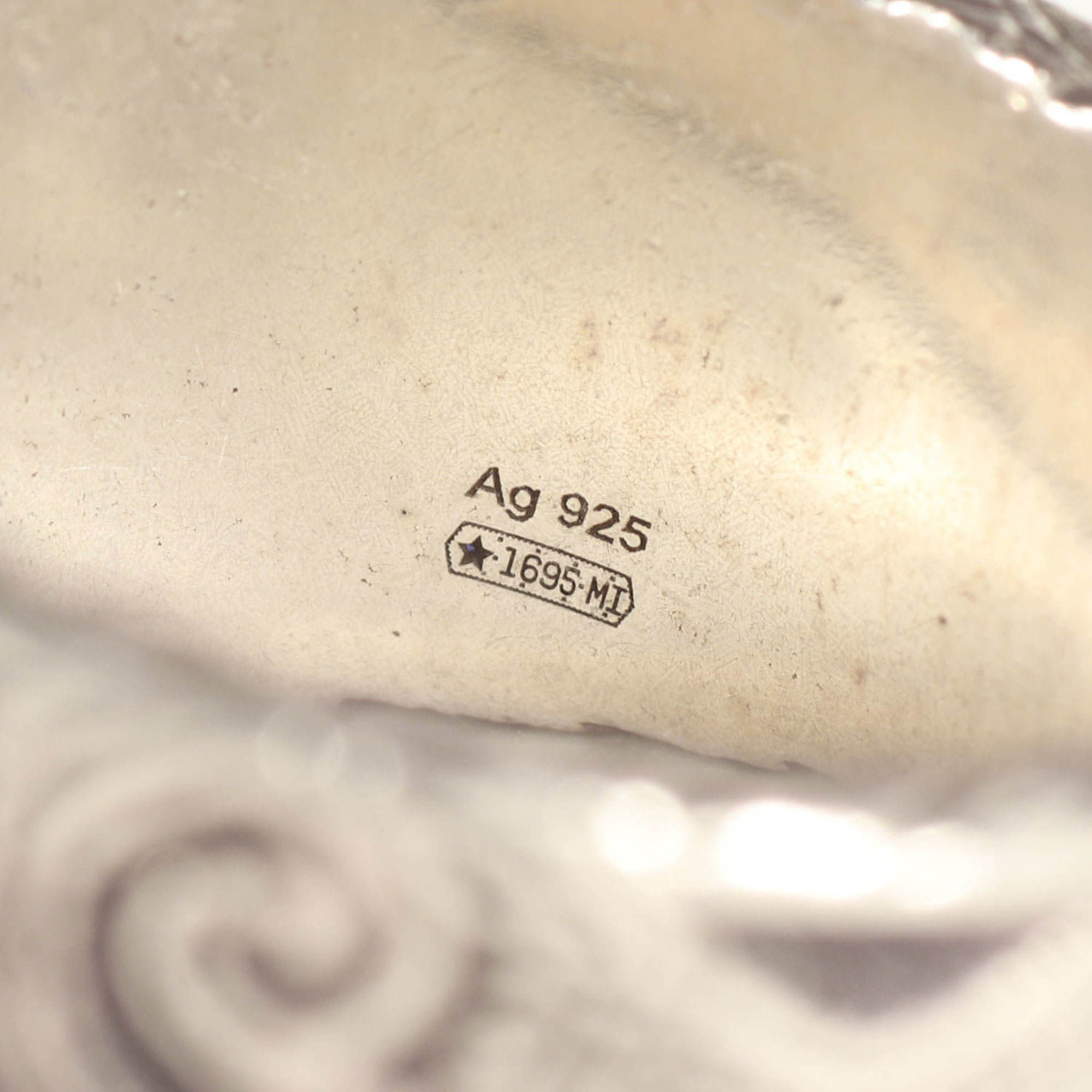 Gucci Silver Silver 925 Band Ring (Pre-Owned)