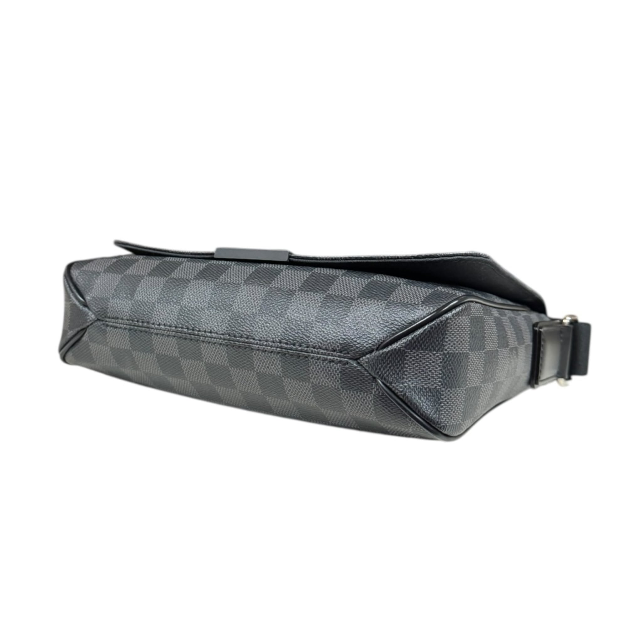 Louis Vuitton Black Gray Damier Graphite Shoulder Bag (Pre-Owned)