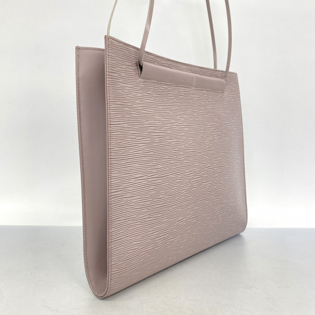 Louis Vuitton Lilac Shoulder Bag (Pre-Owned)