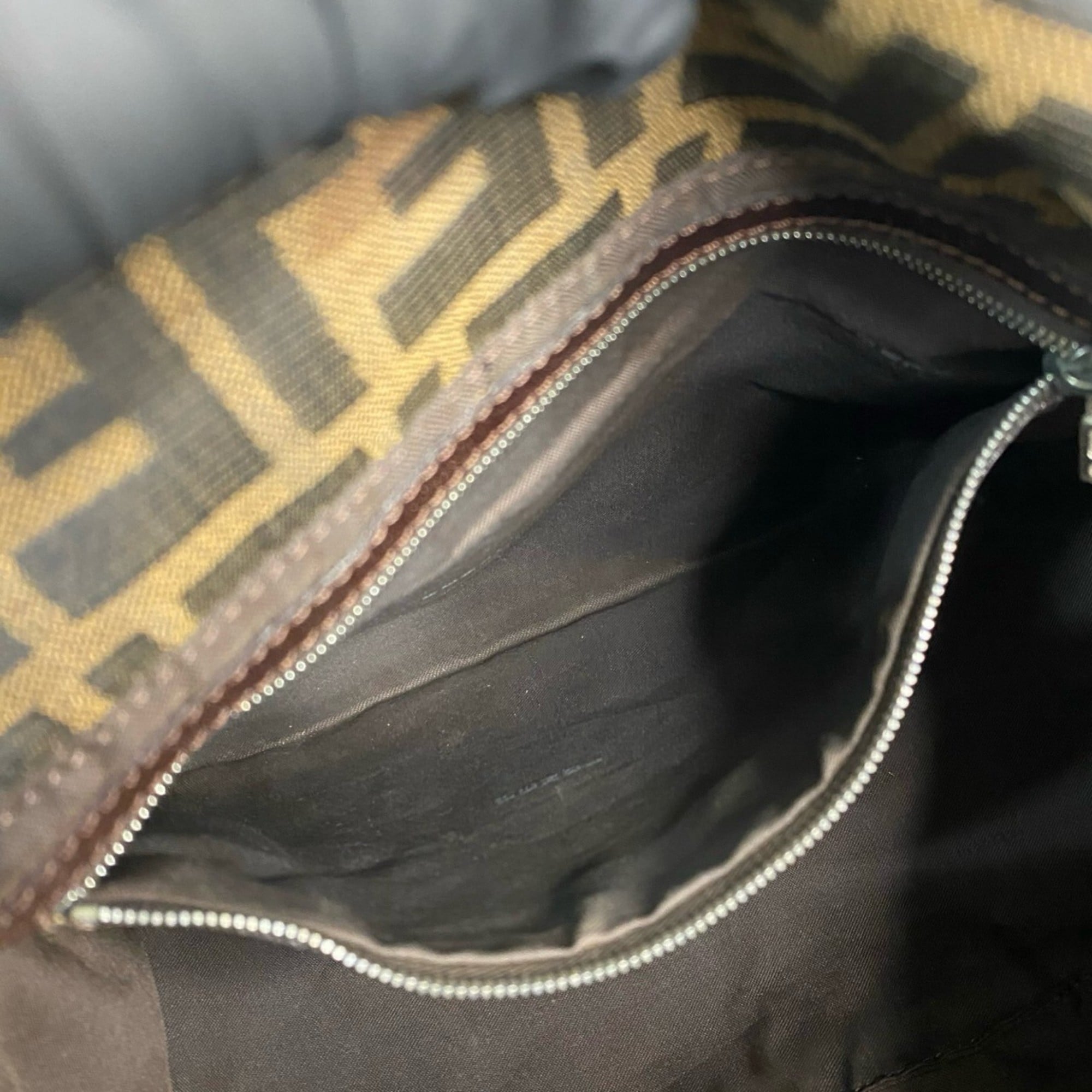 Fendi Black Brown Khaki Canvas Leather Handbag Shoulder Bag (Pre-Owned)