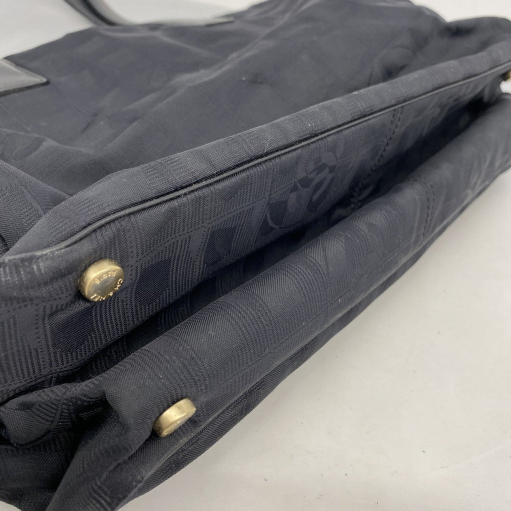 Chanel Black Nylon Tote Bag (Pre-Owned)
