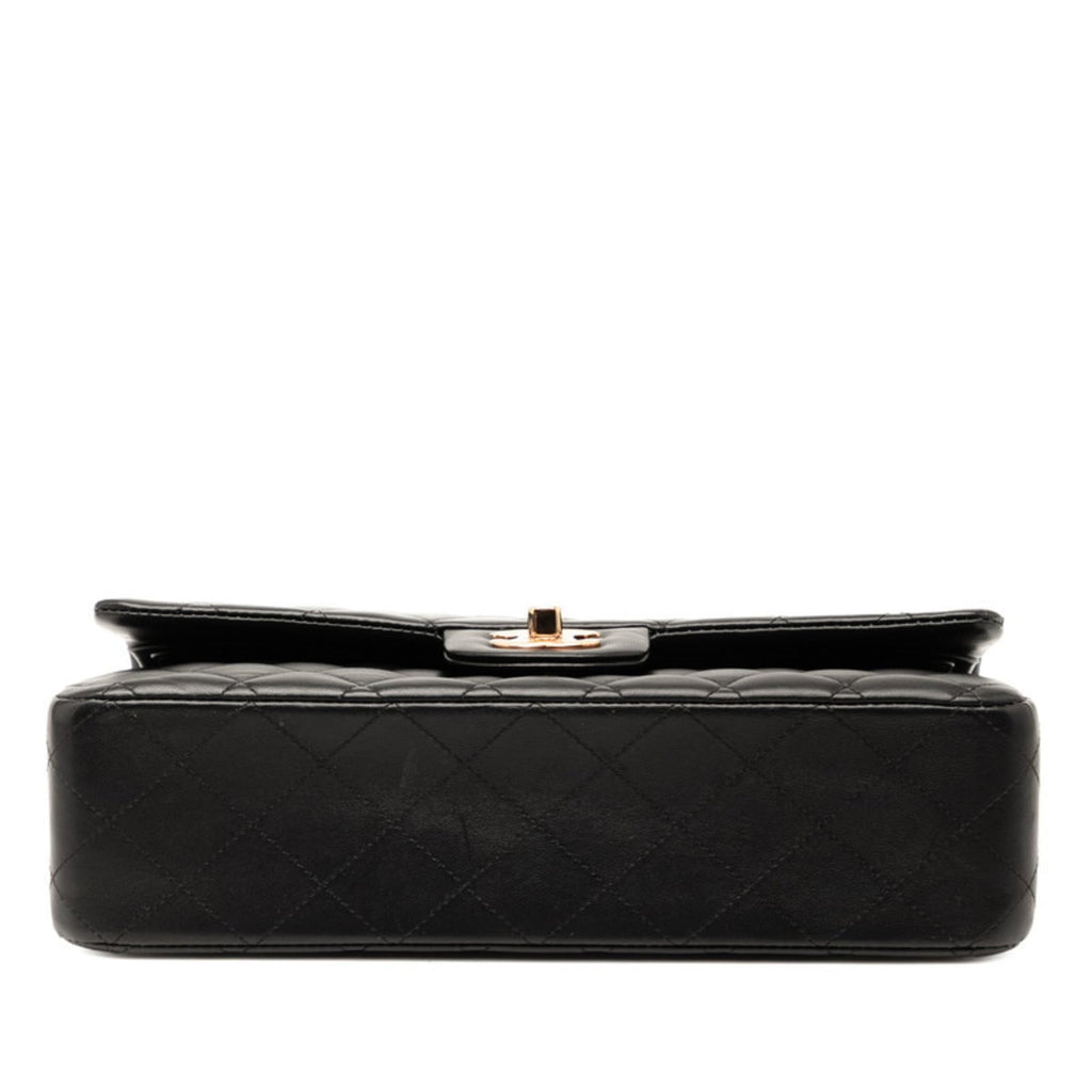 Chanel Black Leather Shoulder Bag (Pre-Owned)