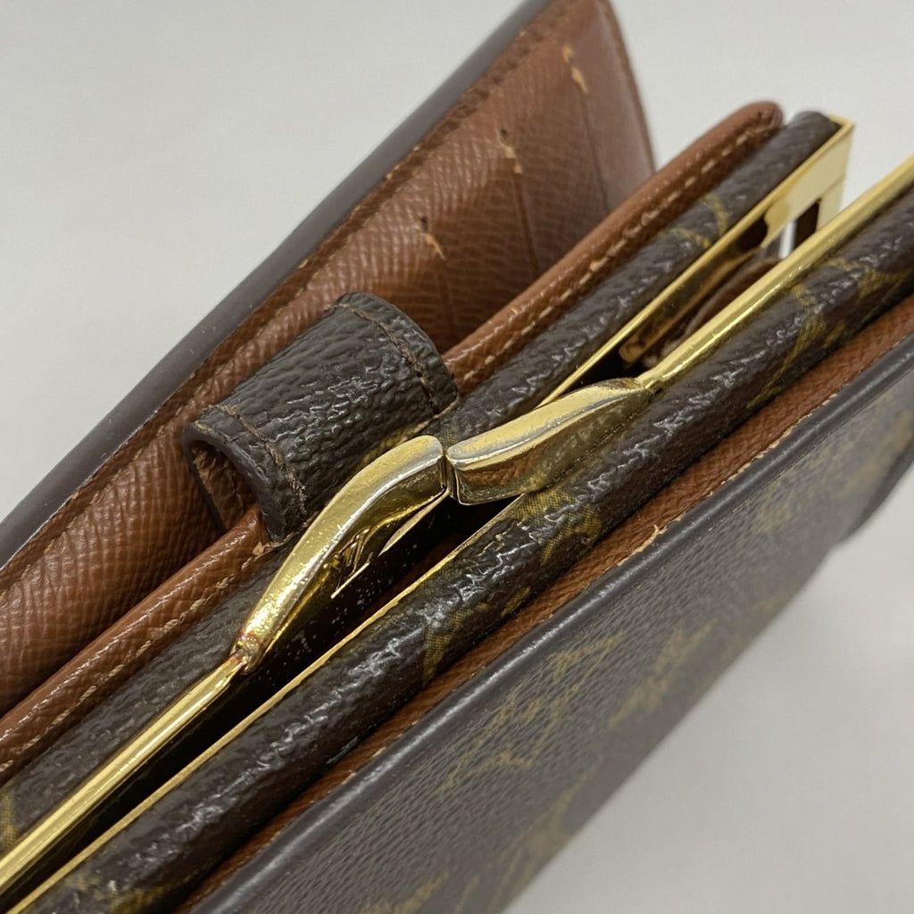 Louis Vuitton Brown Wallet (Bi-Fold) (Pre-Owned)