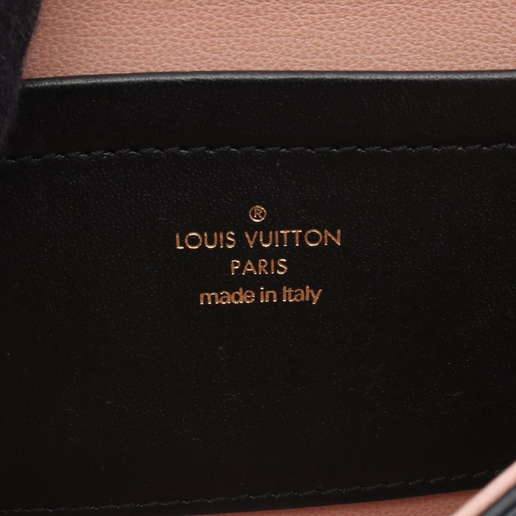 Louis Vuitton Black Noir Leather Shoulder Bag (Pre-Owned)