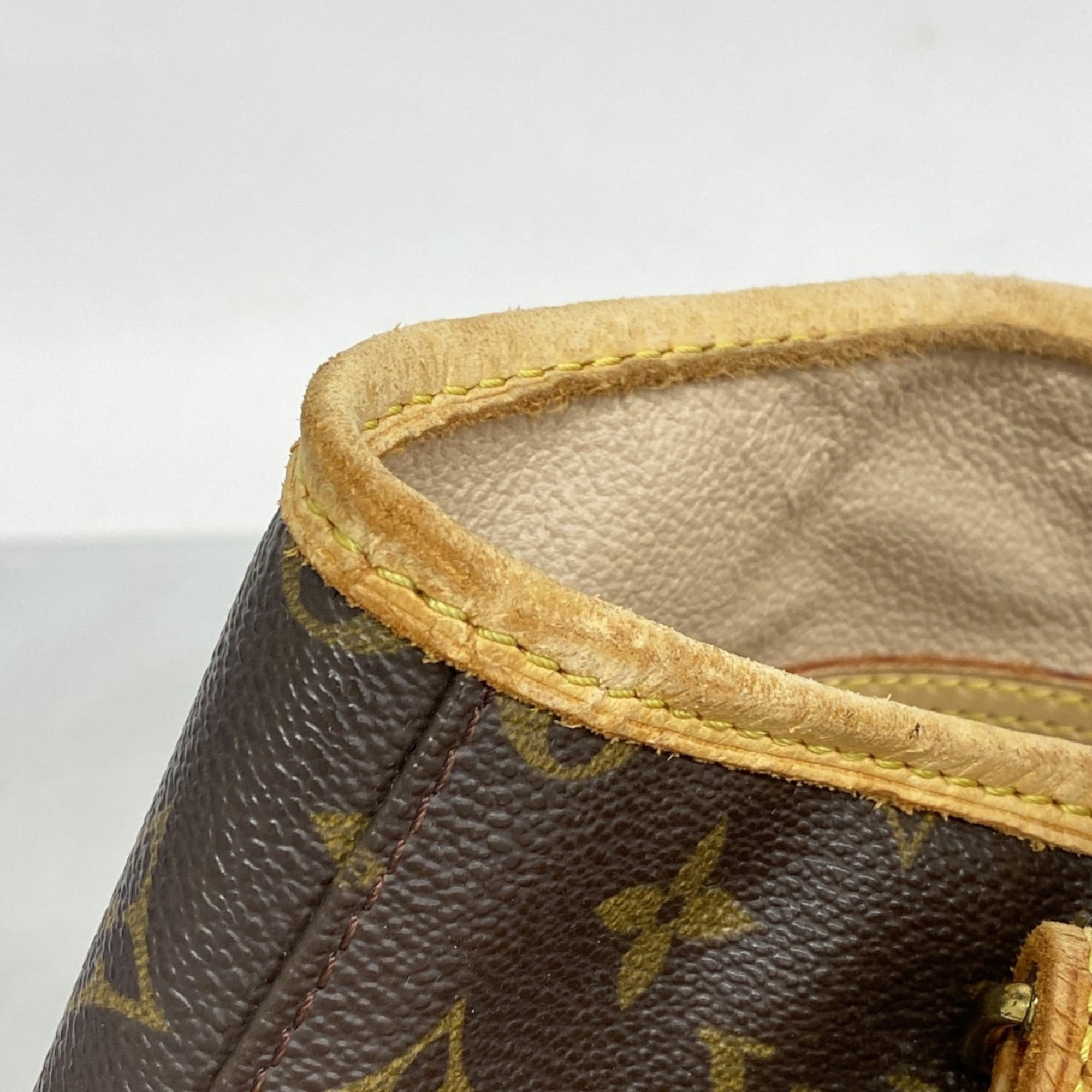 Louis Vuitton Brown Tote Bag (Pre-Owned)