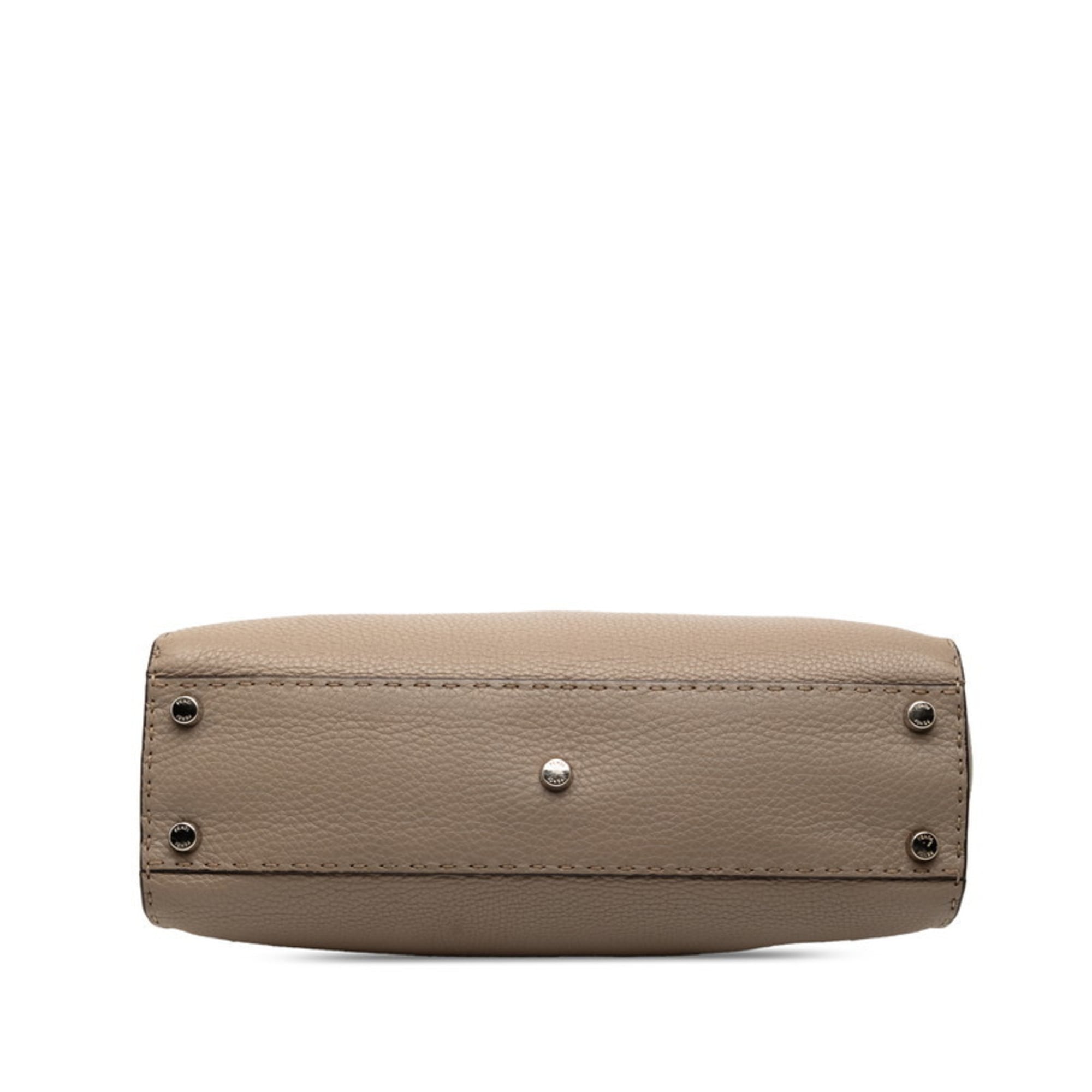 Fendi Grayish Leather Handbag (Pre-Owned)