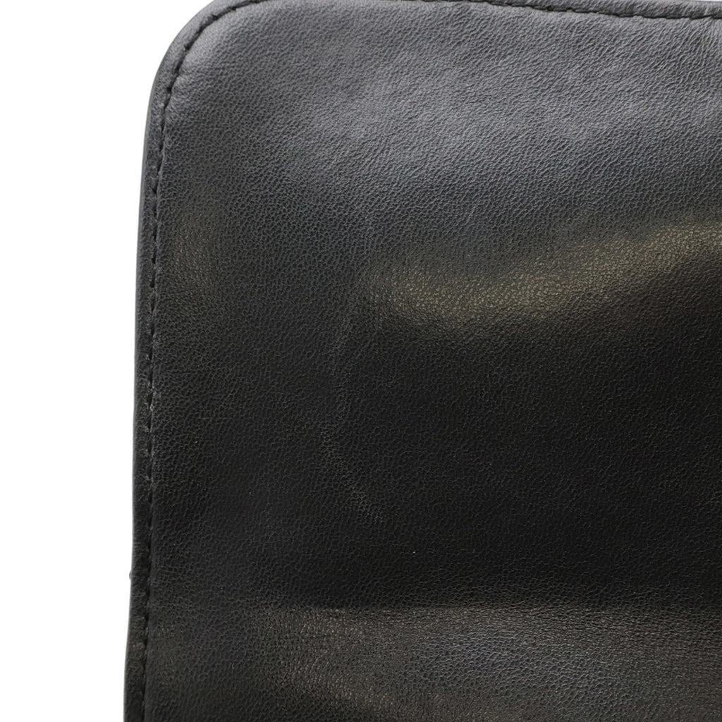 Chanel Matelasse Black Leather Shoulder Bag (Pre-Owned)