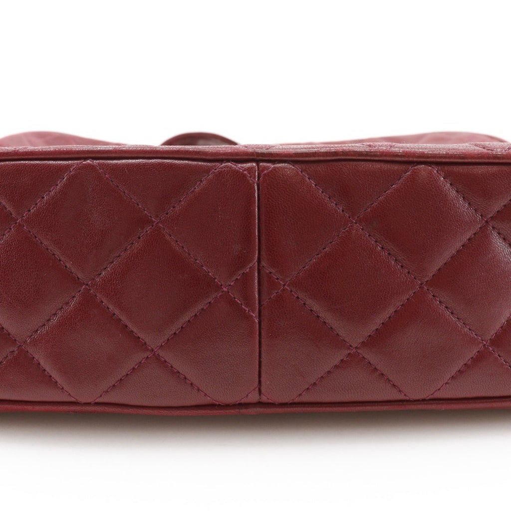 Chanel Matelasse Red Color Leather Shoulder Bag (Pre-Owned)