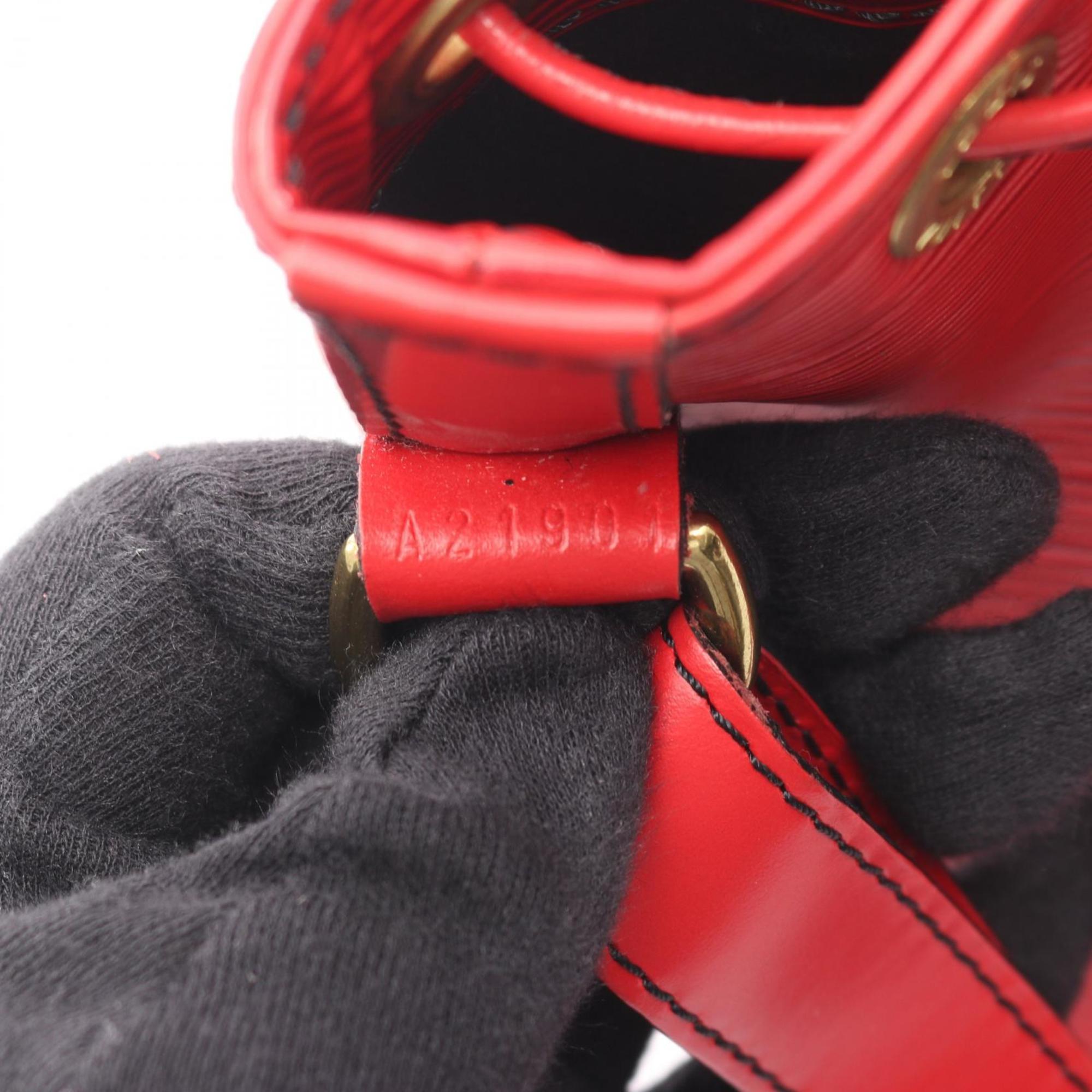 Louis Vuitton Red Color Epi Leather Shoulder Bag (Pre-Owned)