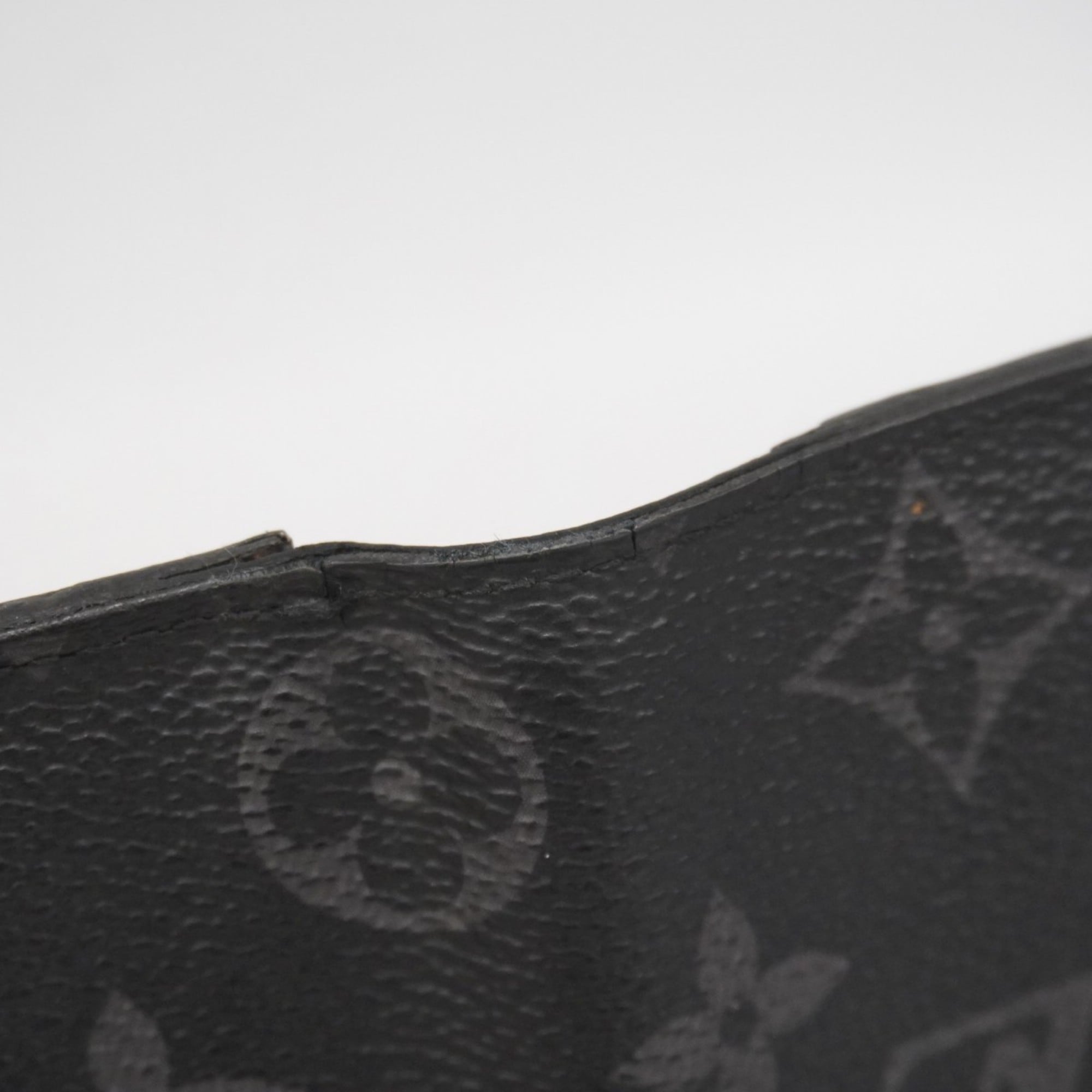 Louis Vuitton Black Long Wallet (Bi-Fold) (Pre-Owned)