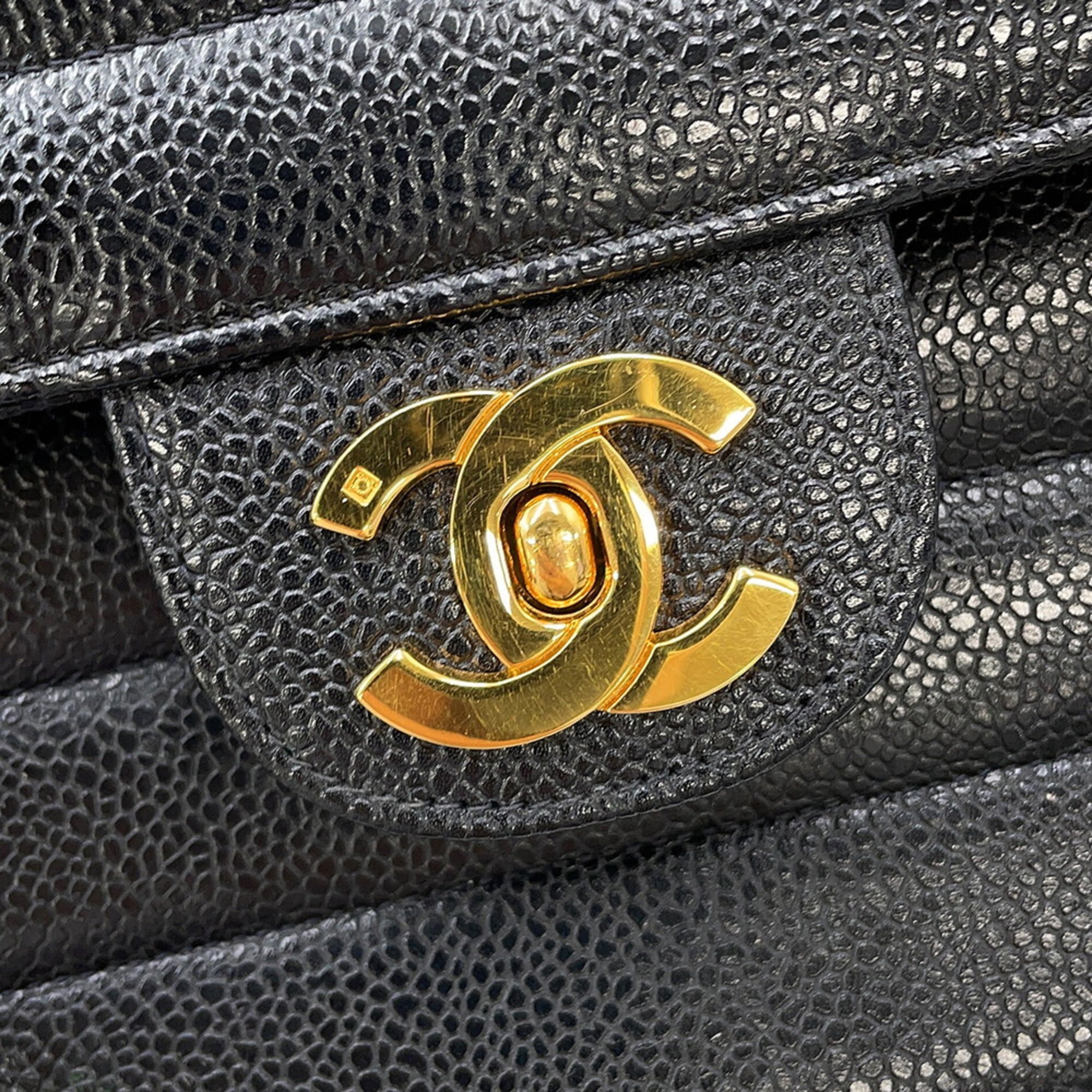 Chanel Black Grained Calfskin Shoulder Bag (Pre-Owned)