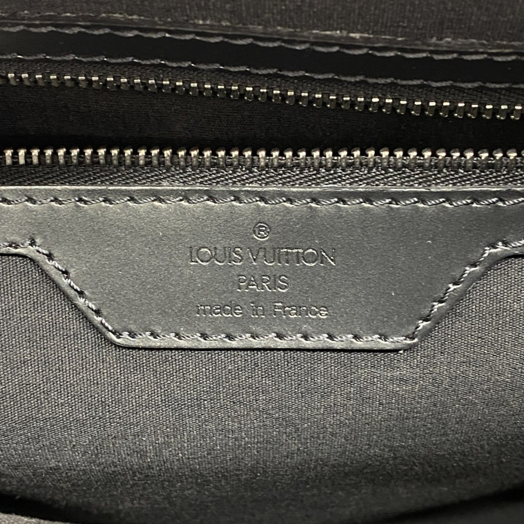 Louis Vuitton Noir Handbag (Pre-Owned)