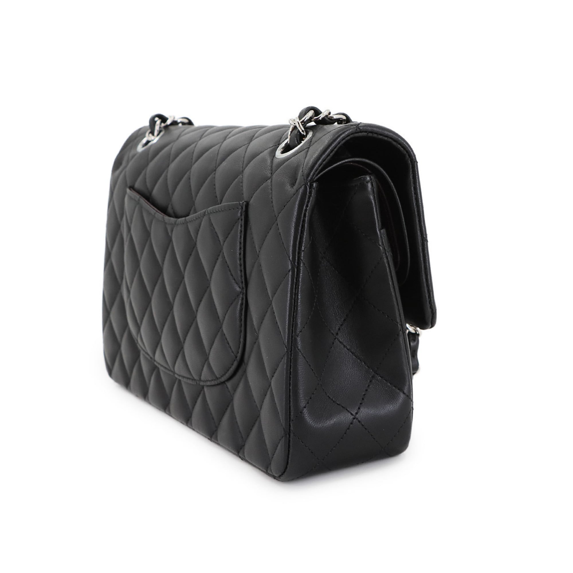Chanel Black Leather Shoulder Bag (Pre-Owned)