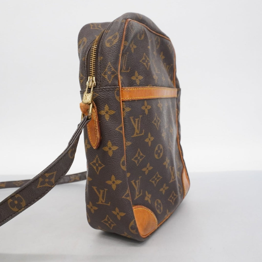 Louis Vuitton Brown Shoulder Bag (Pre-Owned)