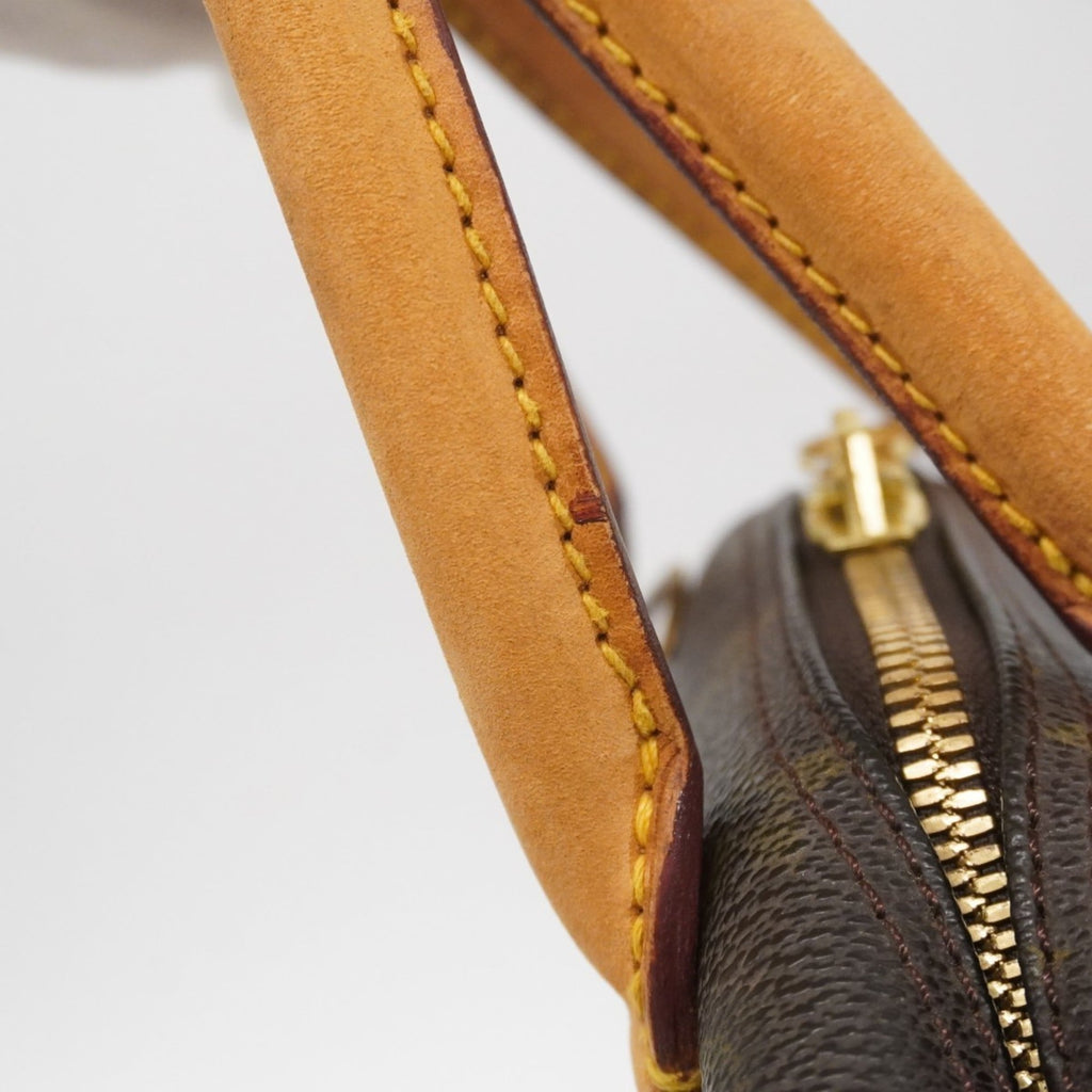 Louis Vuitton Brown Handbag (Pre-Owned)